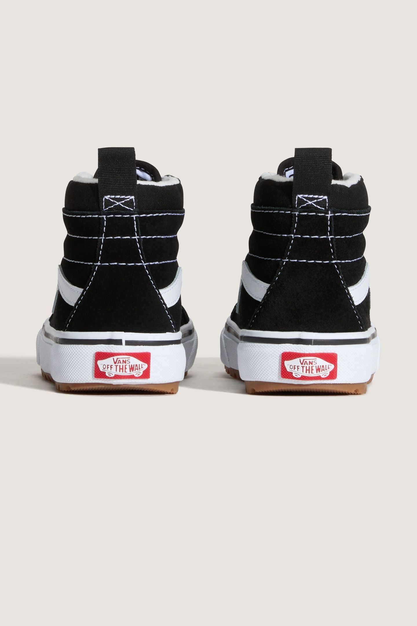 YOUTH UNISEX SK8-HI INSULATED BLACK/WHITE 4