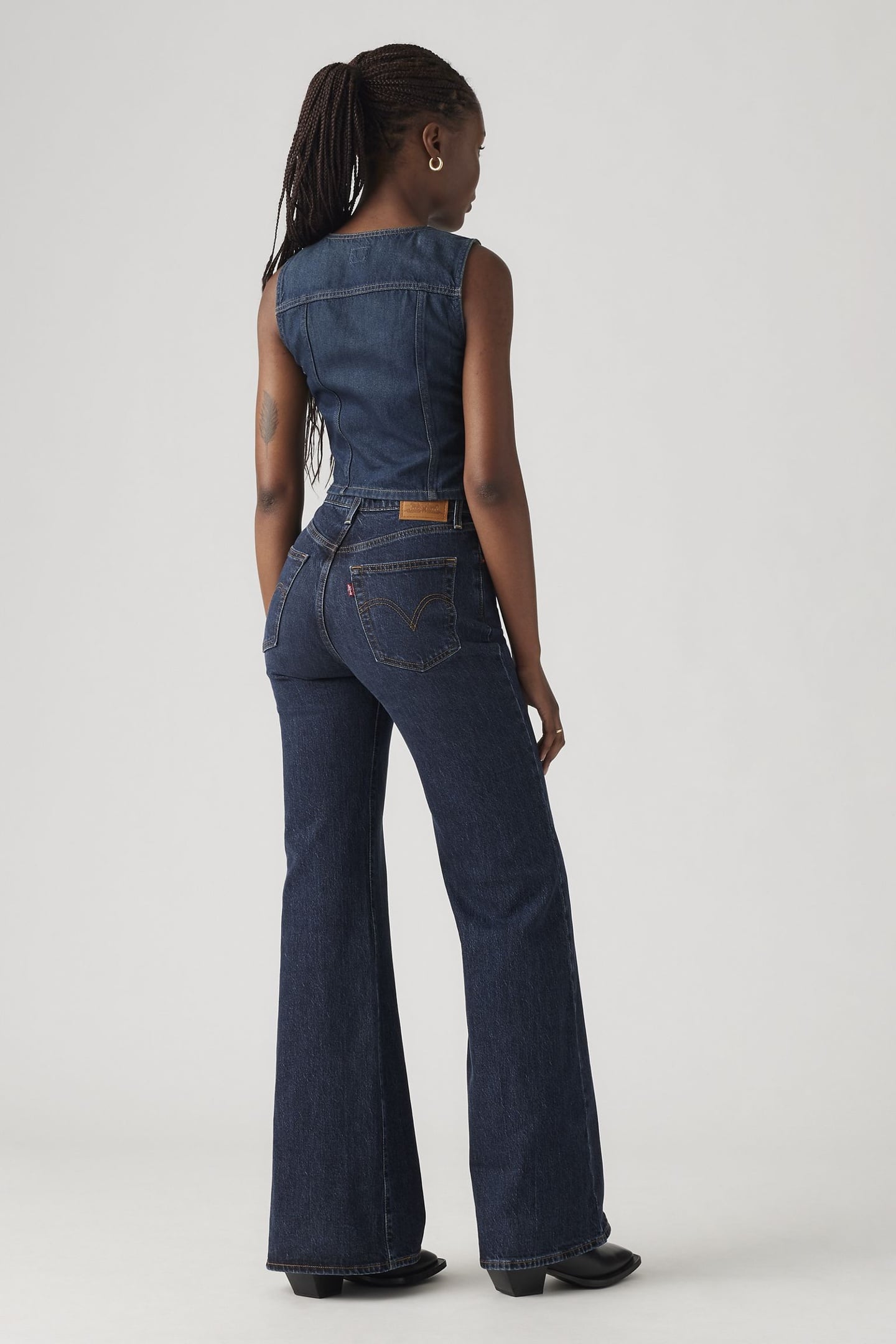 RIBCAGE BELL JEANS 3