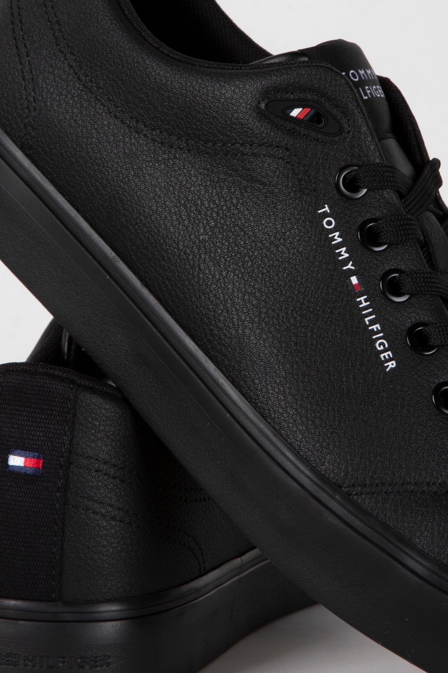 LOGO TRAINERS WITH LEATHER TRIPLE BLACK 3