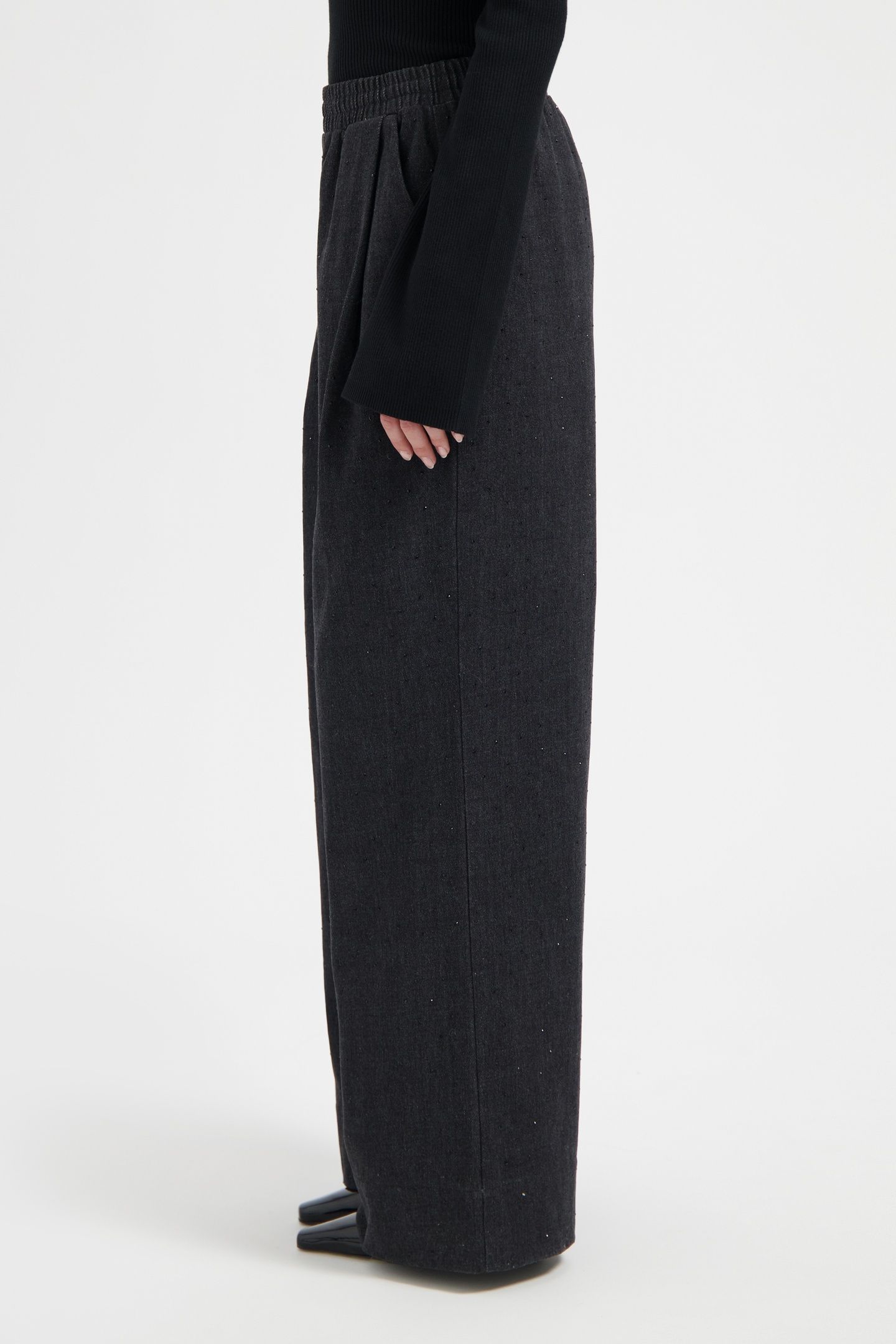 NOUS SOMMES LABELS – GINA PANTS BLACK 3