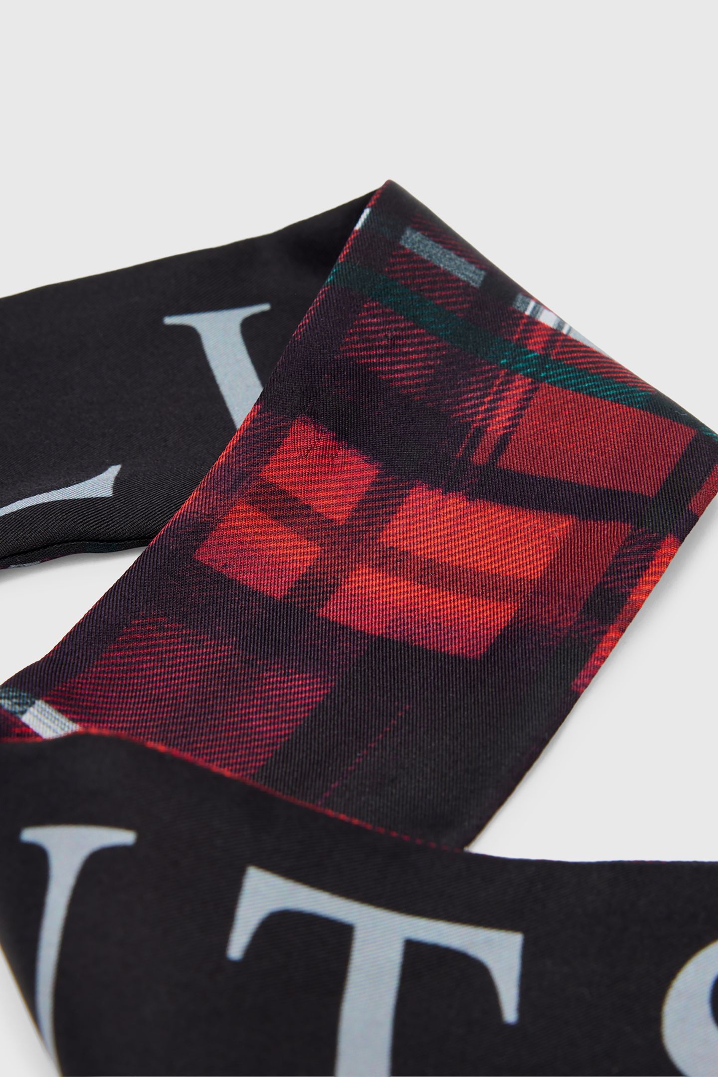 INDY SKINNY SCARF BLACK/RED 3