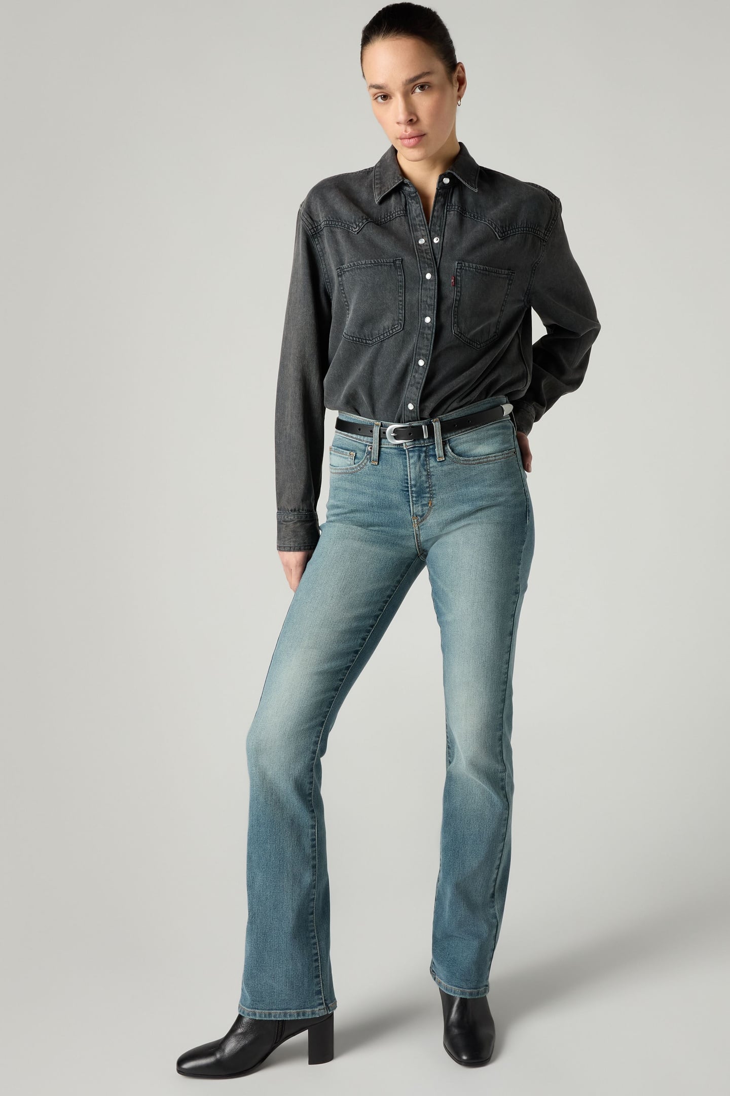 315™ SHAPING BOOTCUT JEANS 1