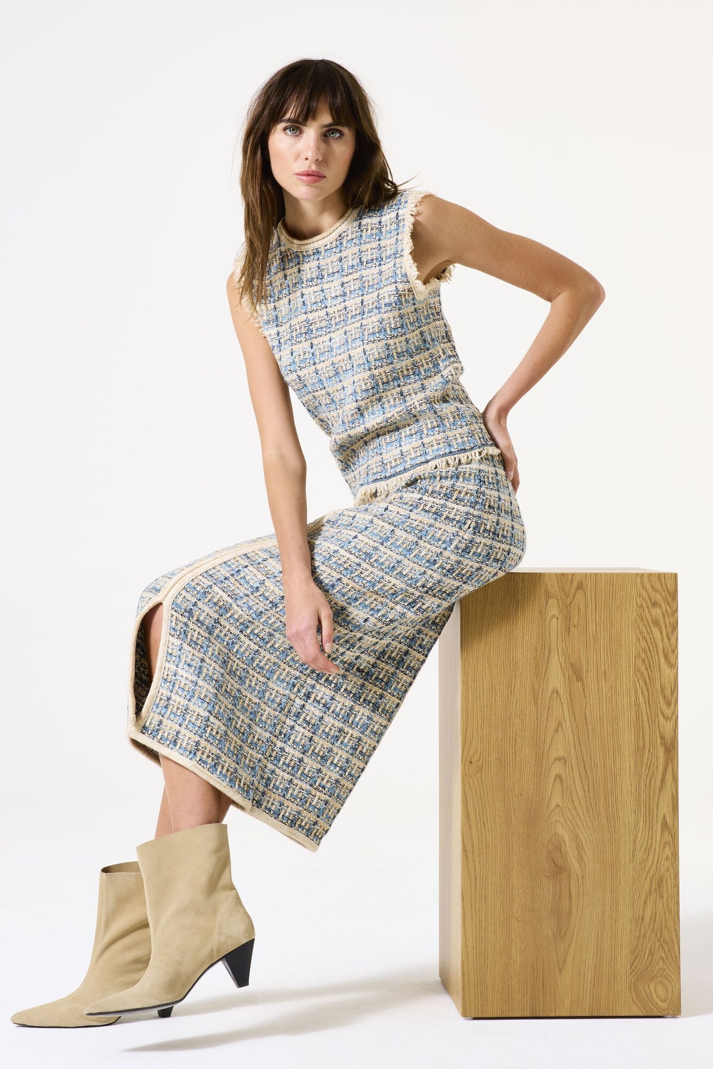LADIES SKIRT WHITECAP 3