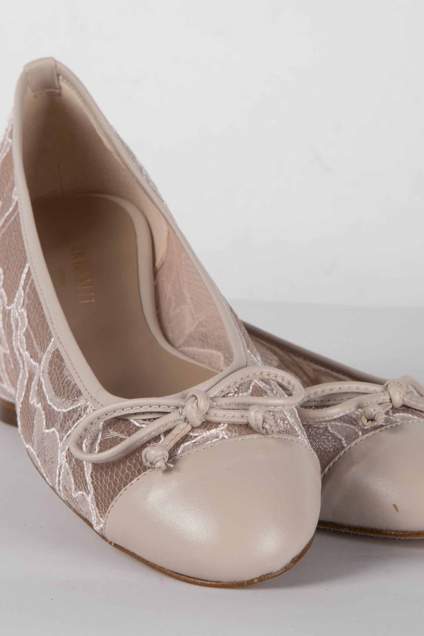 KARA FLATS MUSHROOM 3