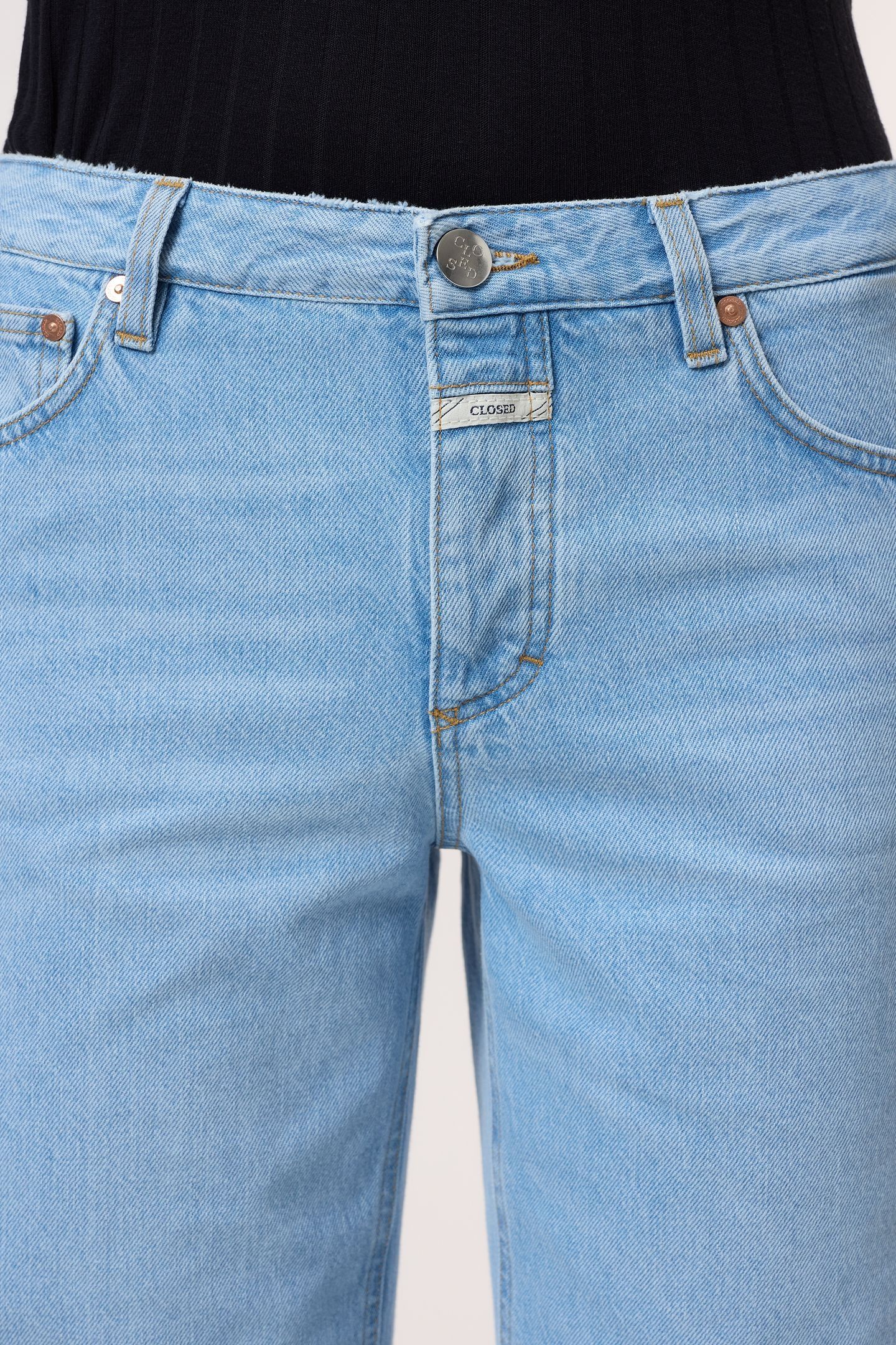 GILLAN LIGHT BLUE 3