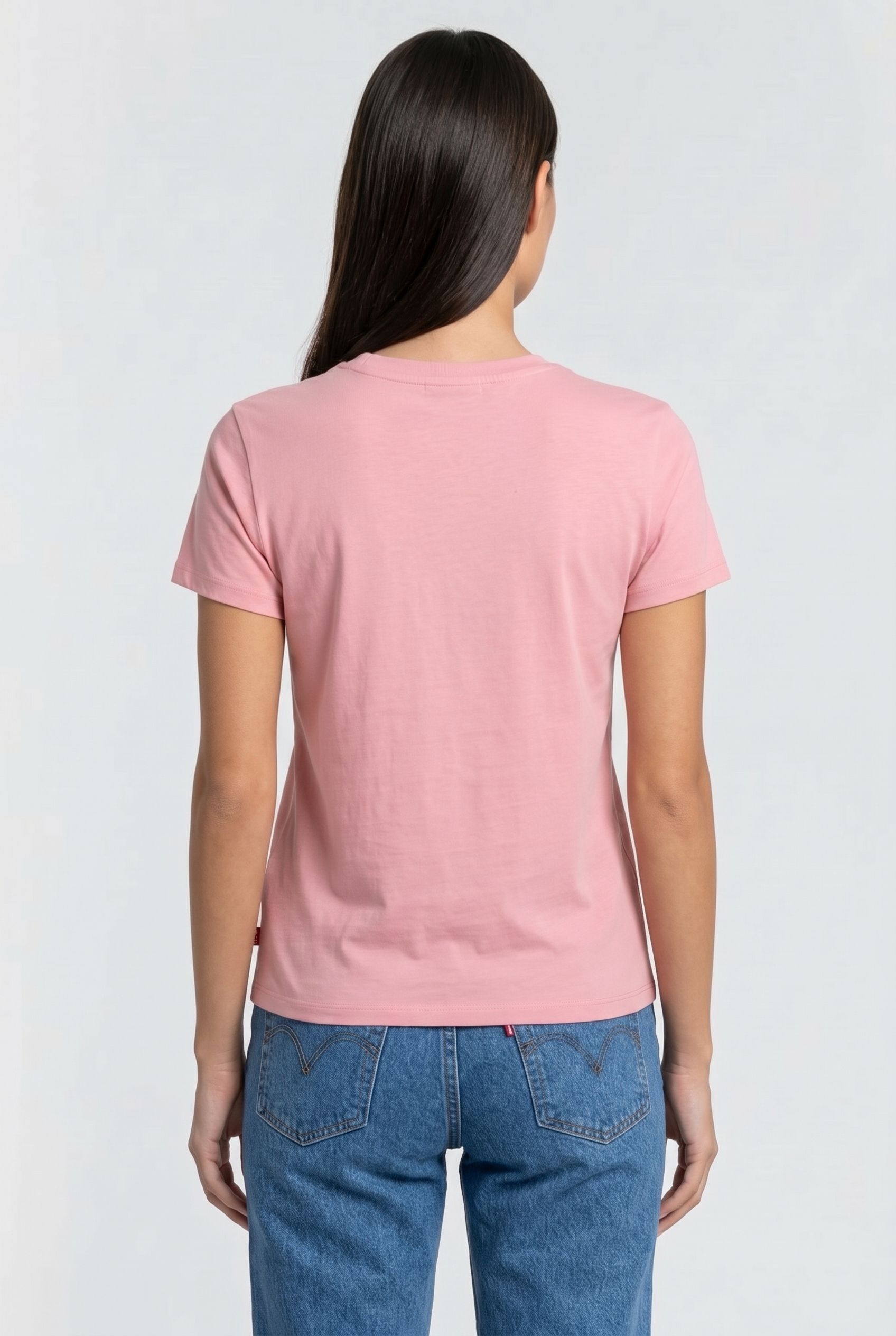 LSE THE PERFECT TEE WHITE OUTLINE POSTER 2