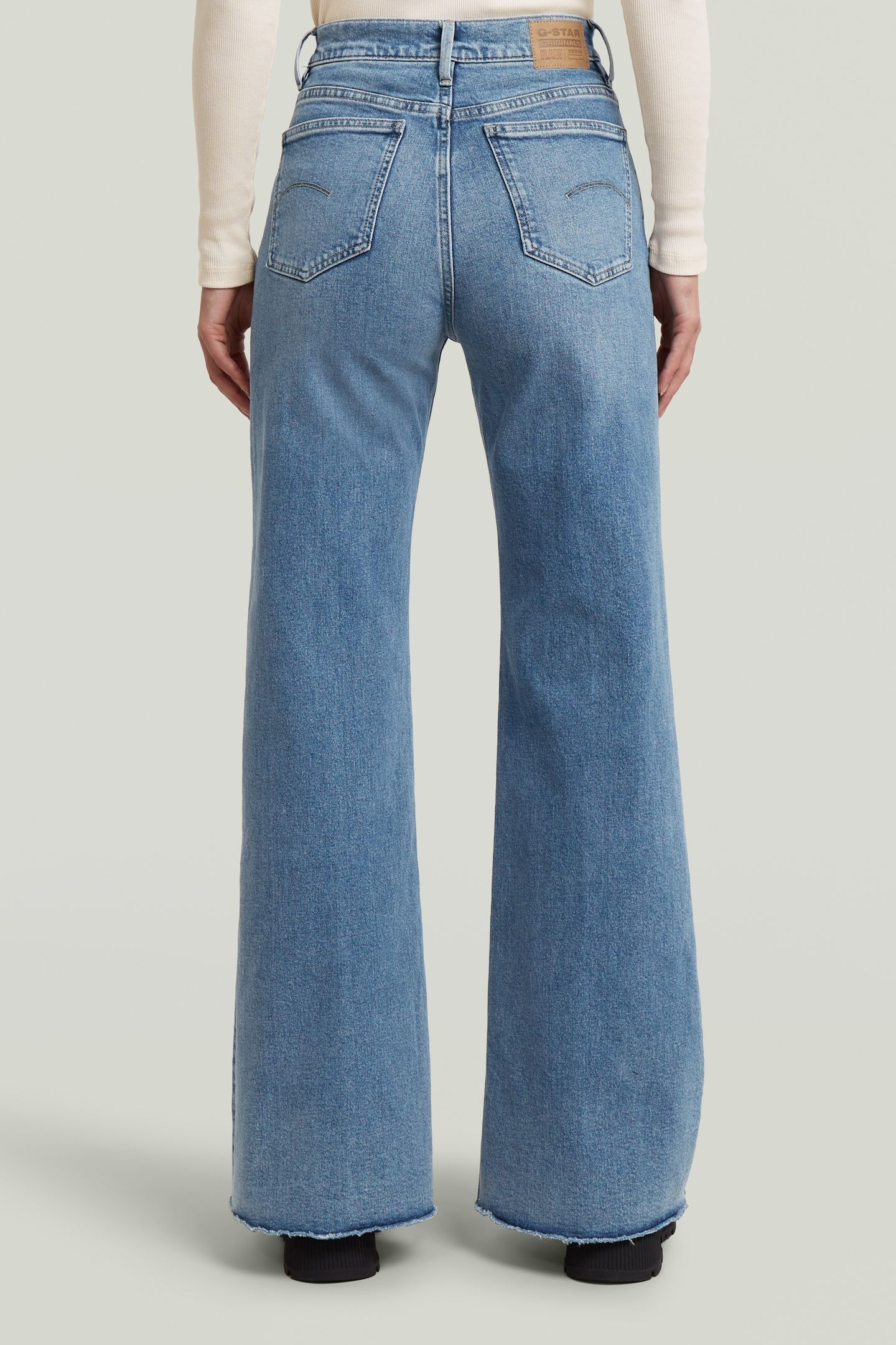 DECK ULTRA HIGH WIDE LEG JEANS MEDIUM BLUE 2