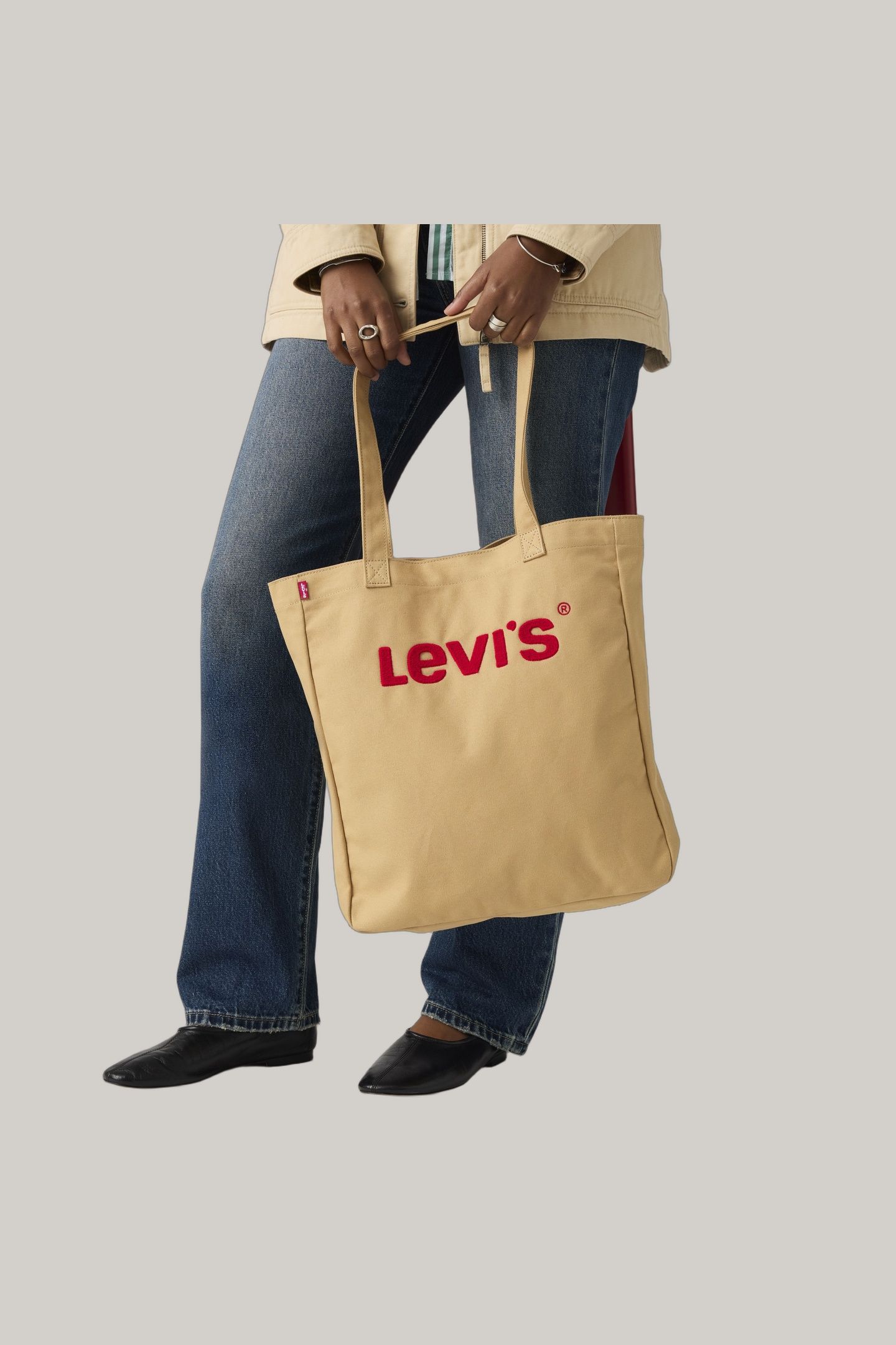 LEVI'S® EVERYDAY GRAPHIC TOTE 4