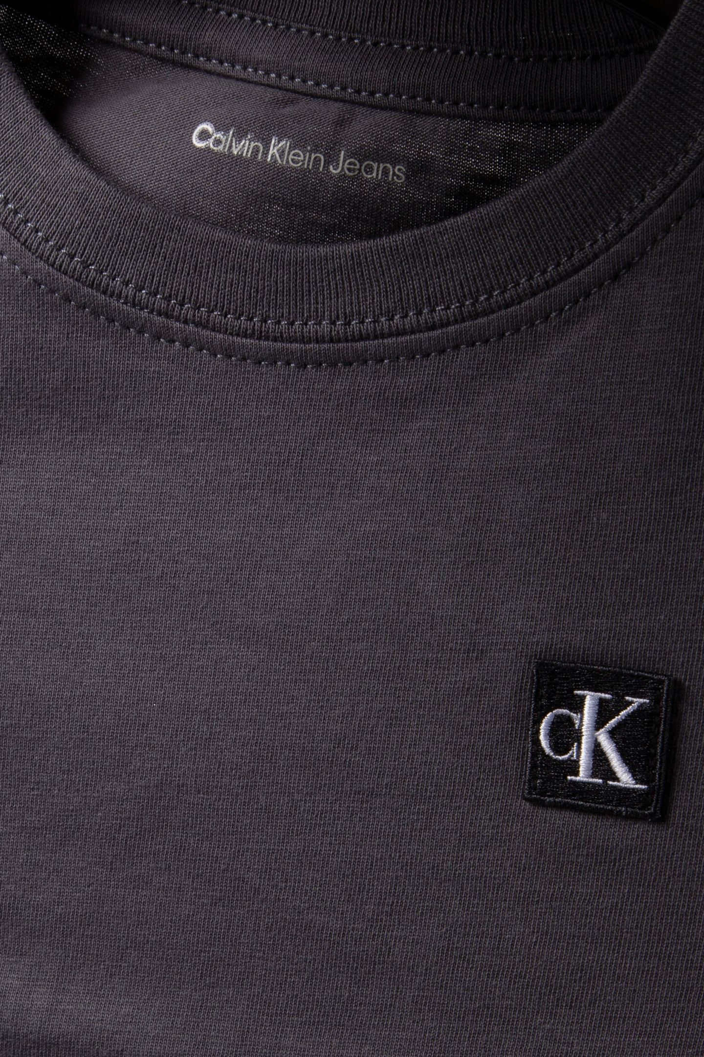 UNISEX MONO MINI BADGE TEE COAL 4