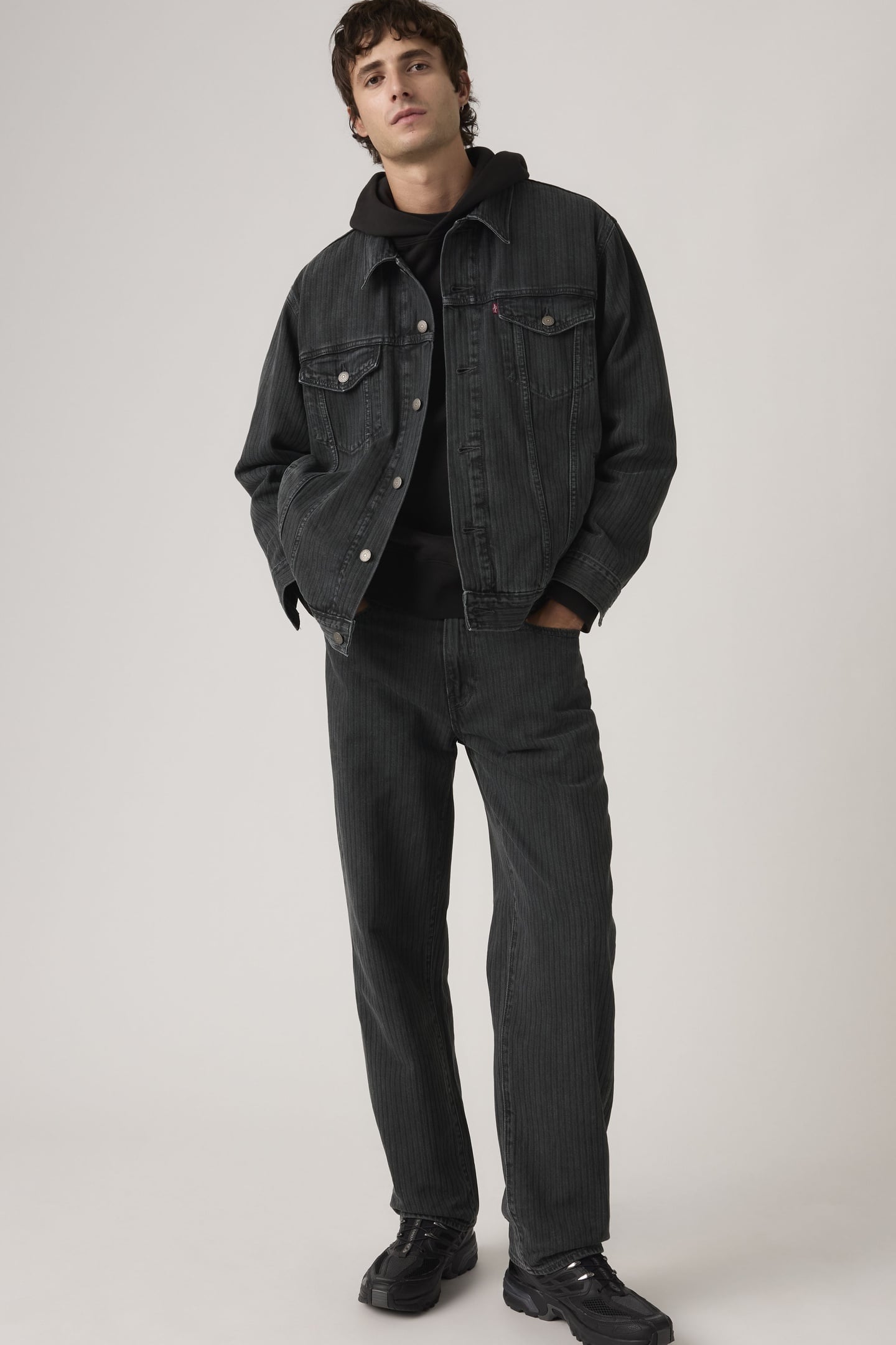 568™ LOOSE STRAIGHT JEANS 2