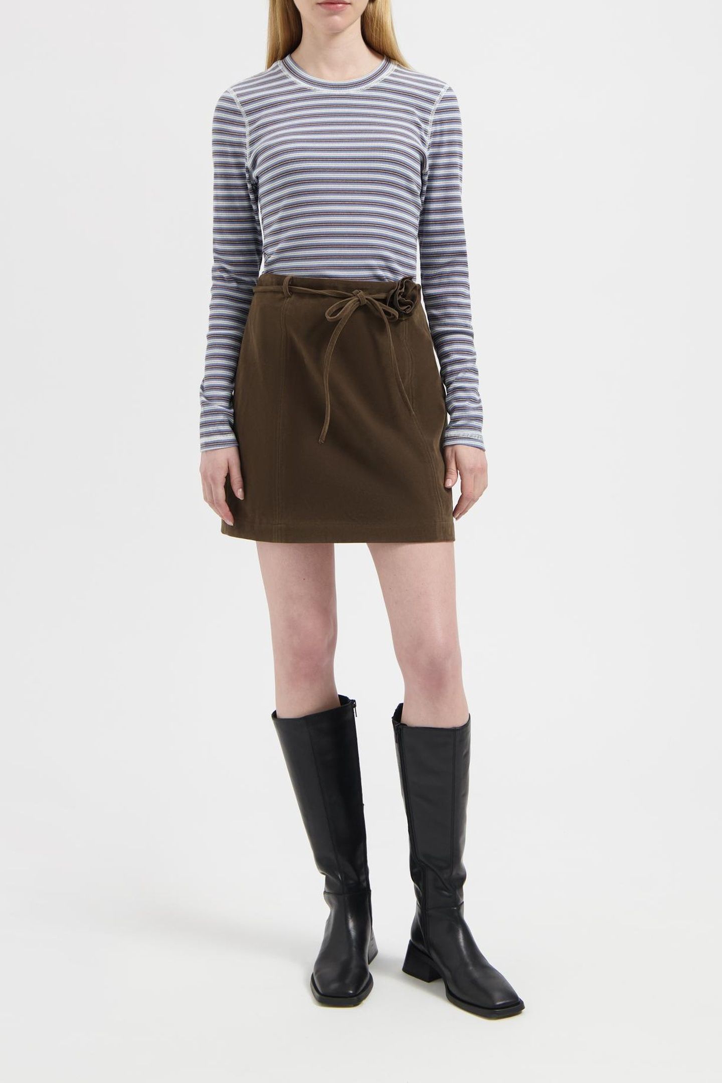 NOUS SOMMES LABELS – PENNIE FAUX SUEDE SKIRT BROWN 1