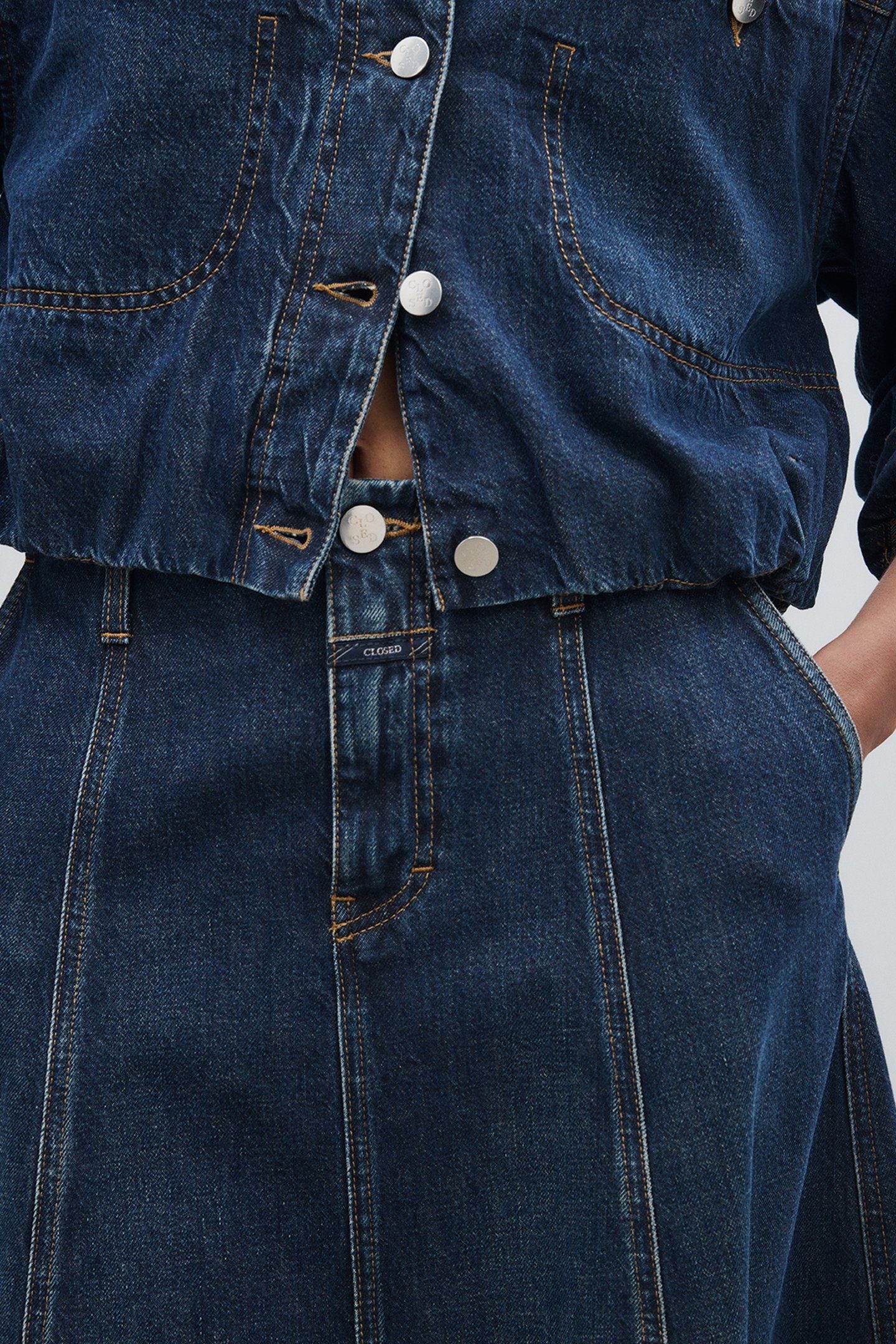 A LINE SKIRT DARK BLUE 5