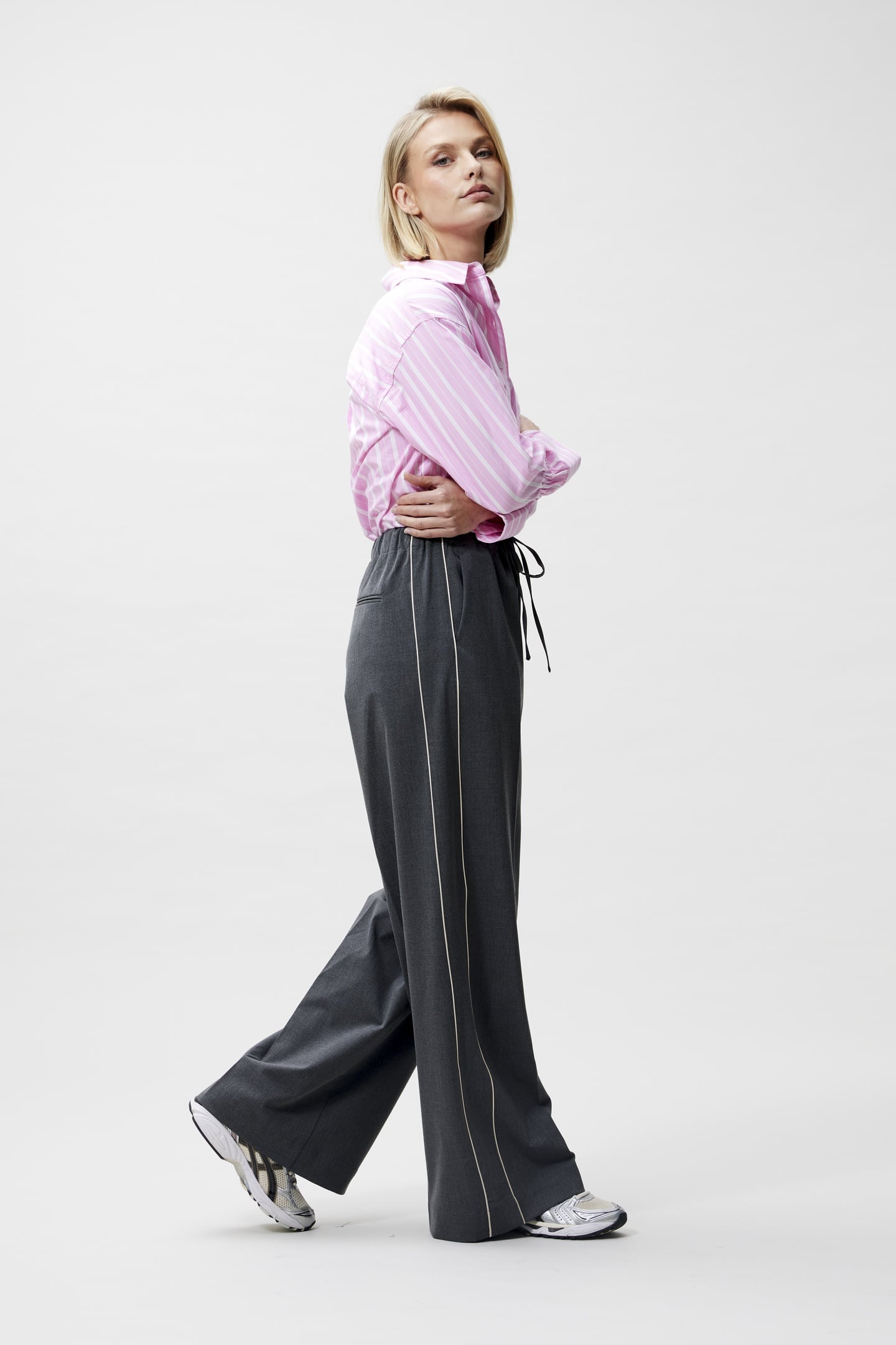 JOGGER TROUSERS WITH PIPING DARK GREY MELANGE 3