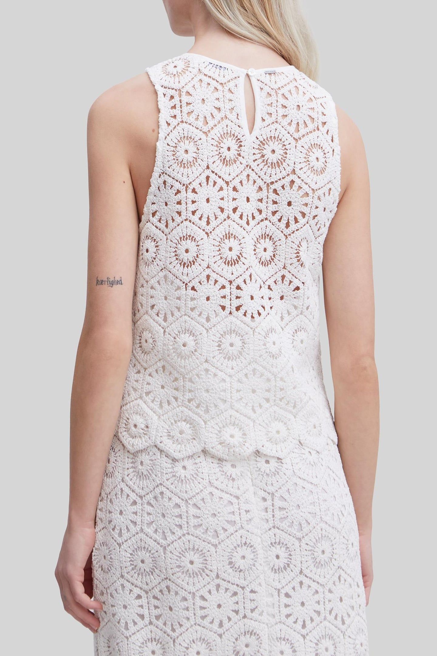 ECRU CROCHET TOP 4