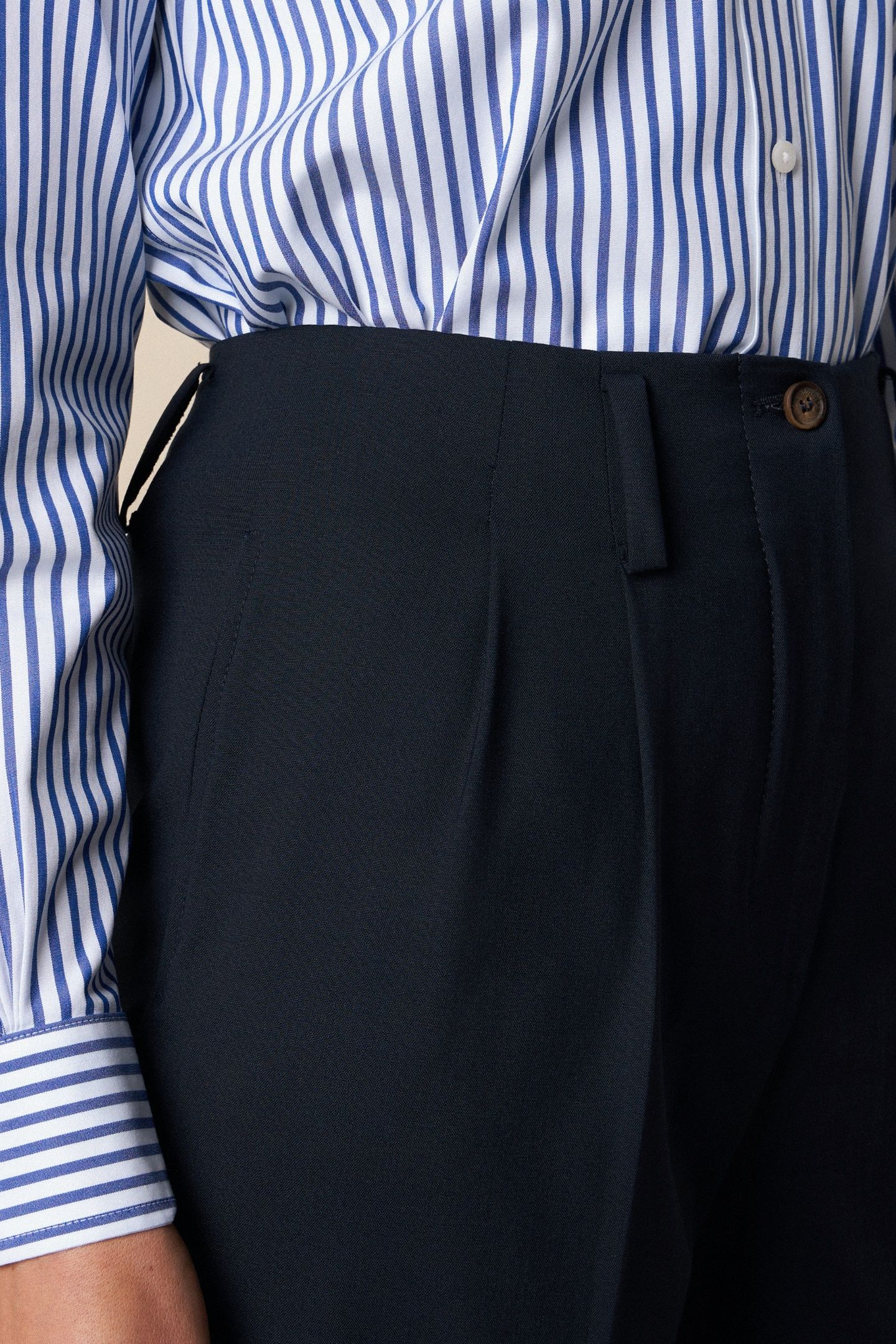 WOOL BLEND STRETCH PLEATED TROUSERS NAVY 5