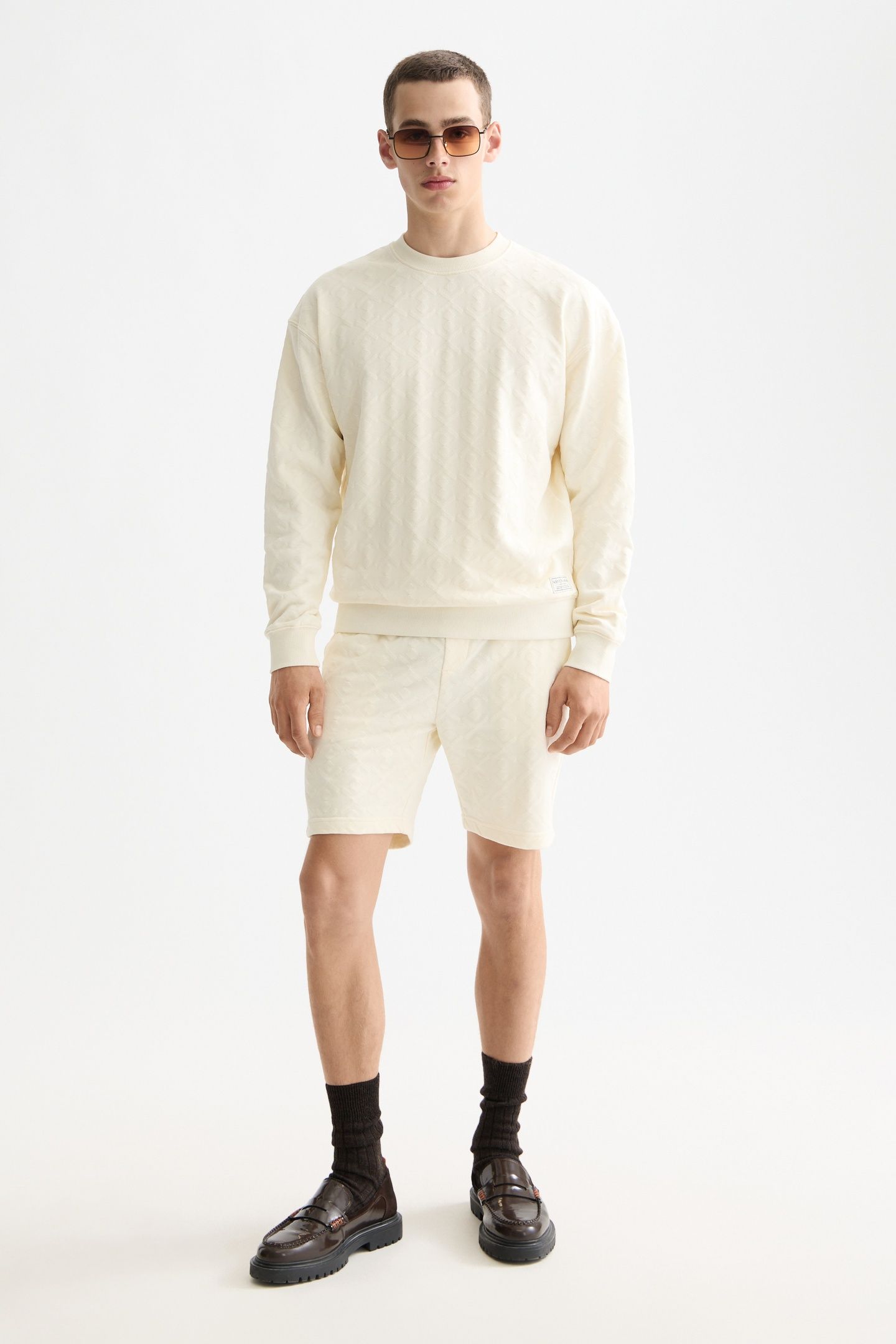 JACQUARD TERRY SWEATSHORTS EGGNOG 3
