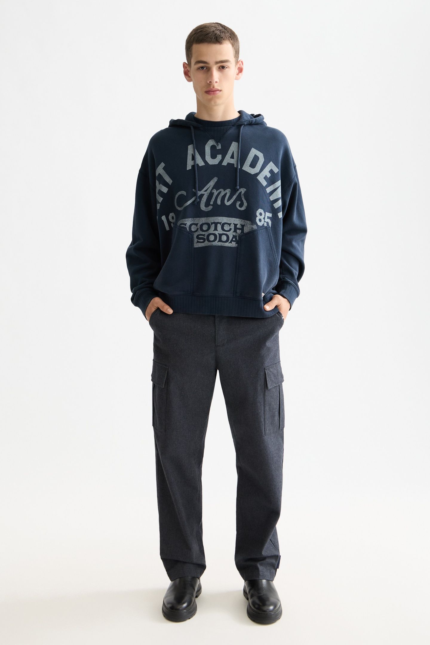 WASH ARTWORK HOODIE SKY CAPTAIN 3