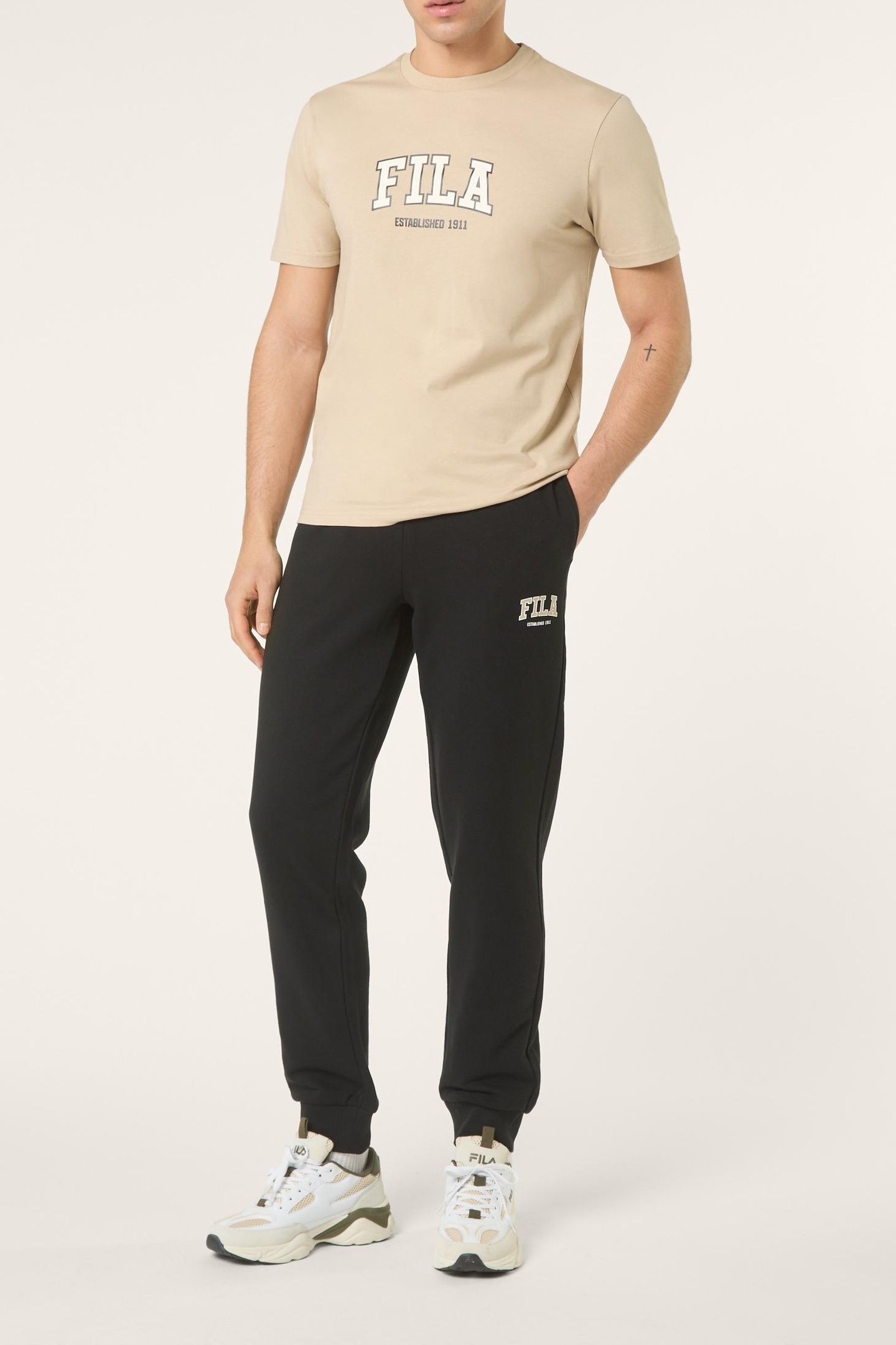 RIFREDI REGULAR GRAPHIC SWEATPANTS BLACK 2