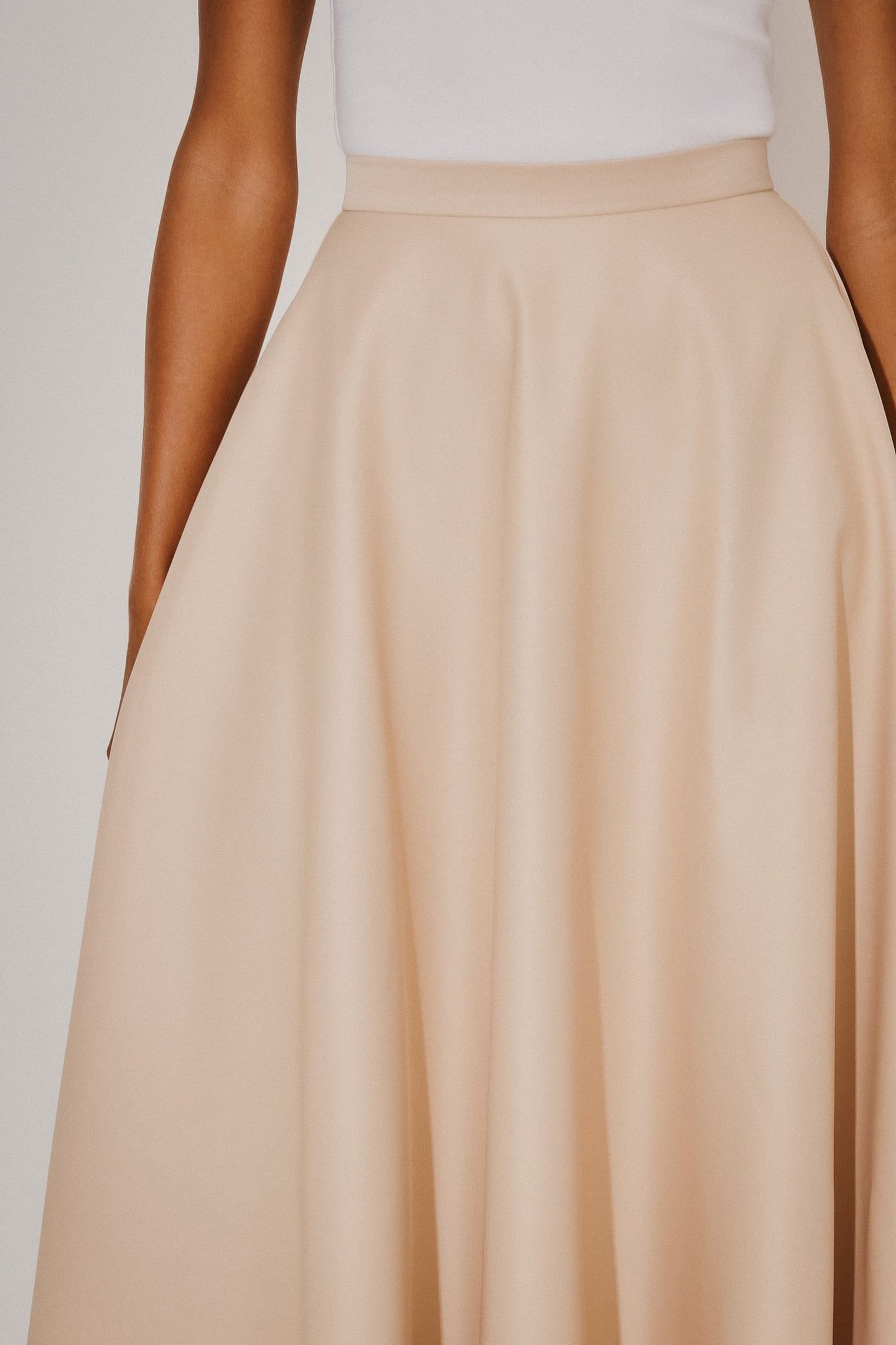 SATIN SKIRT CREAM 4