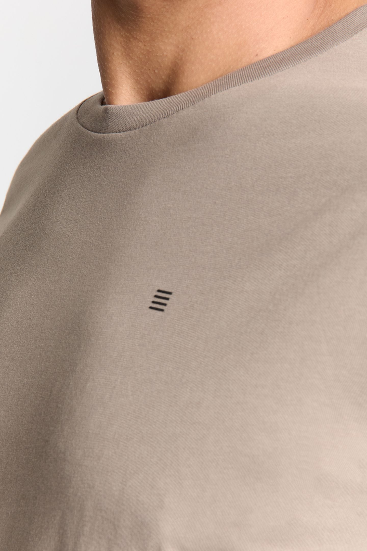 T-SHIRT CREWNECK SOLID BASIC CLAY 6