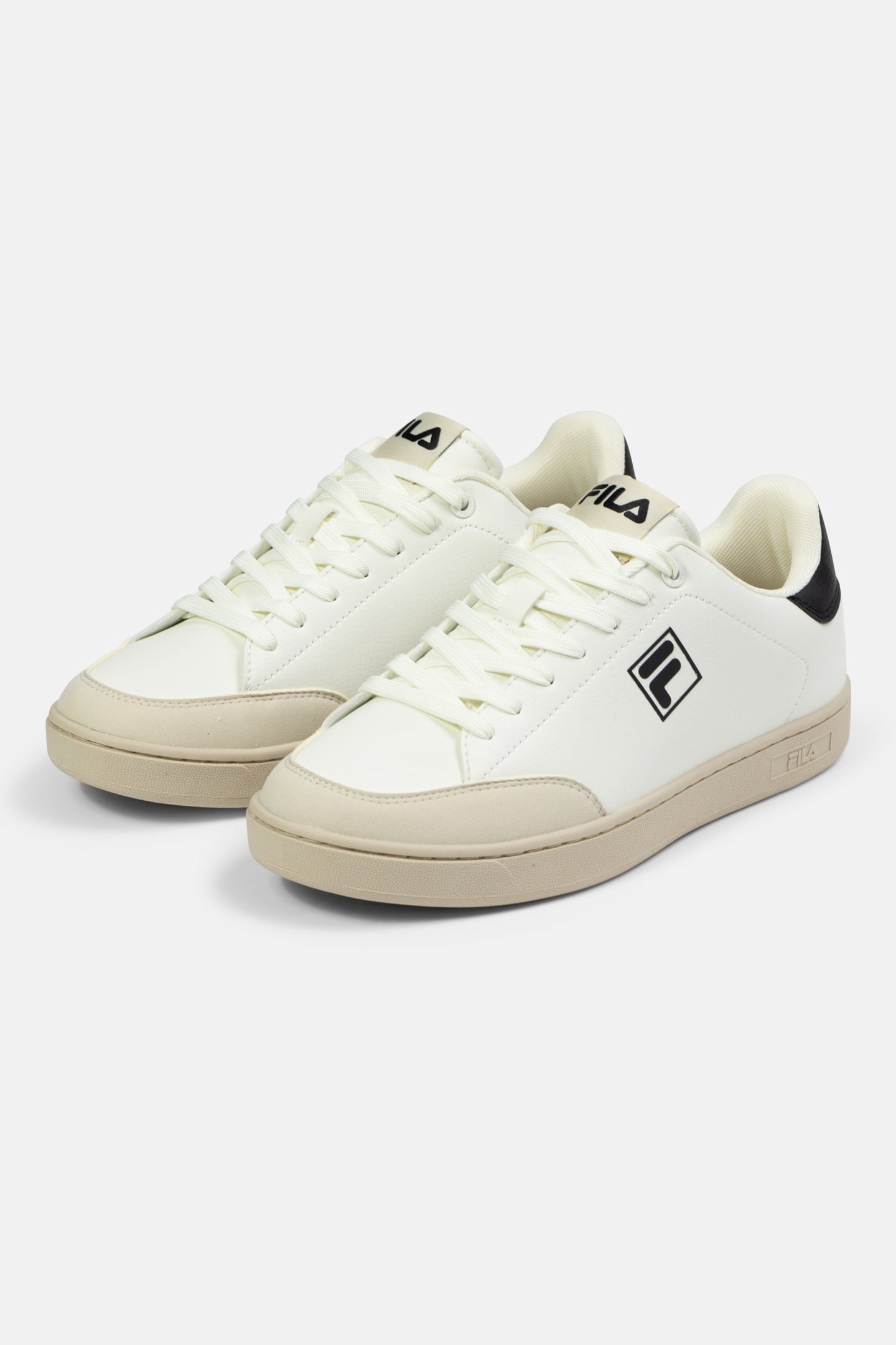 COURTBAY MARSHMALLOW-BLACK 3