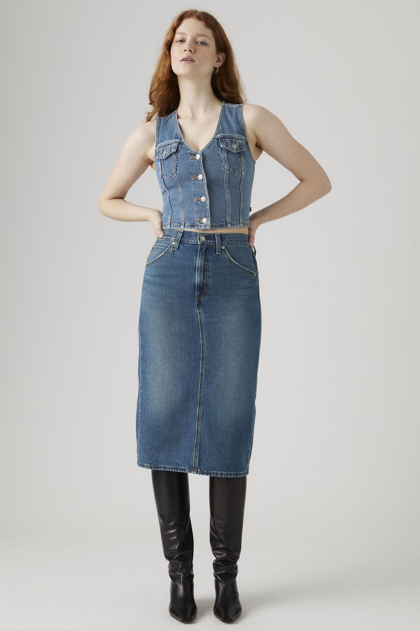 HIGH RISE BACK SLIT SKIRT 3