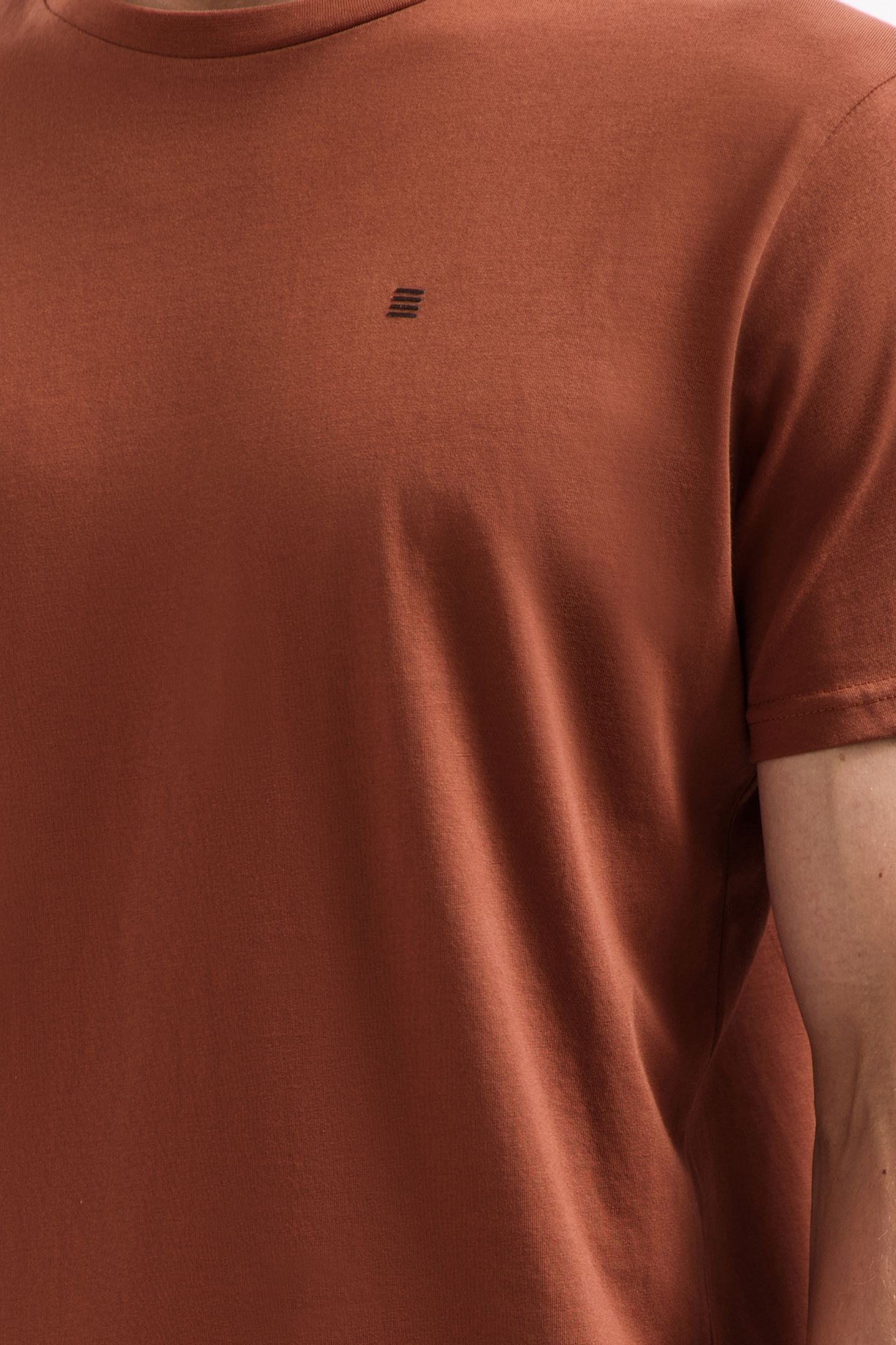 T-SHIRT CREWNECK SOLID BASIC TERRA 7