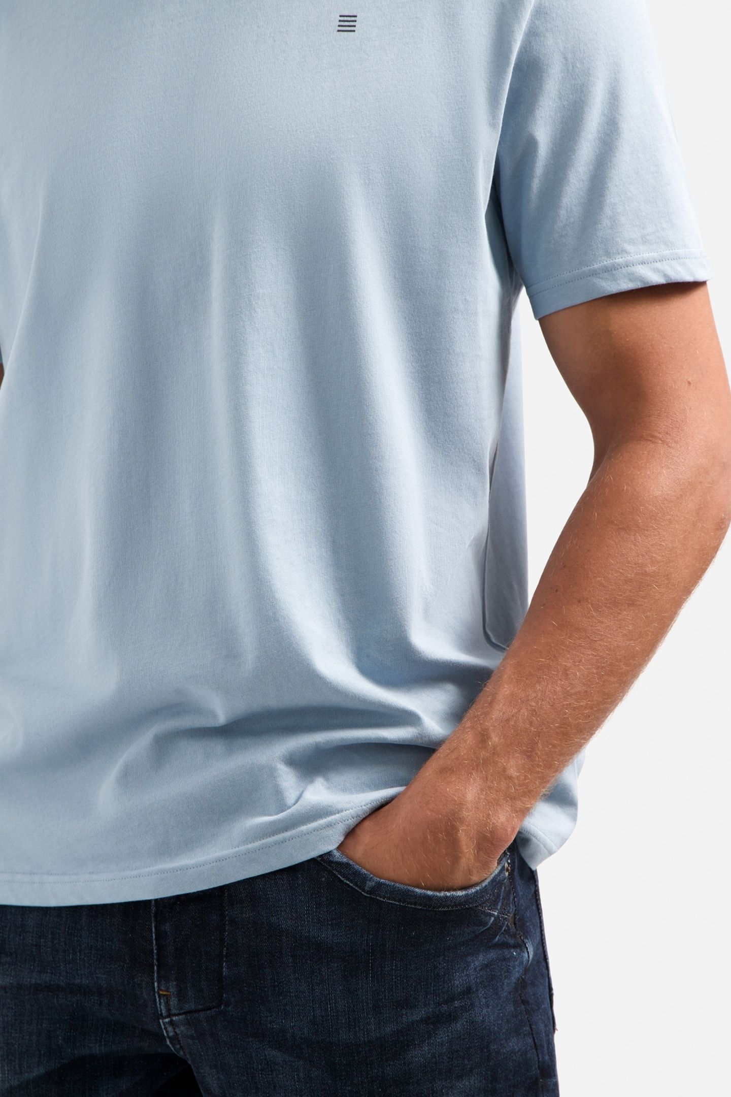 T-SHIRT CREWNECK SOLID BASIC DUSTY BLUE 7