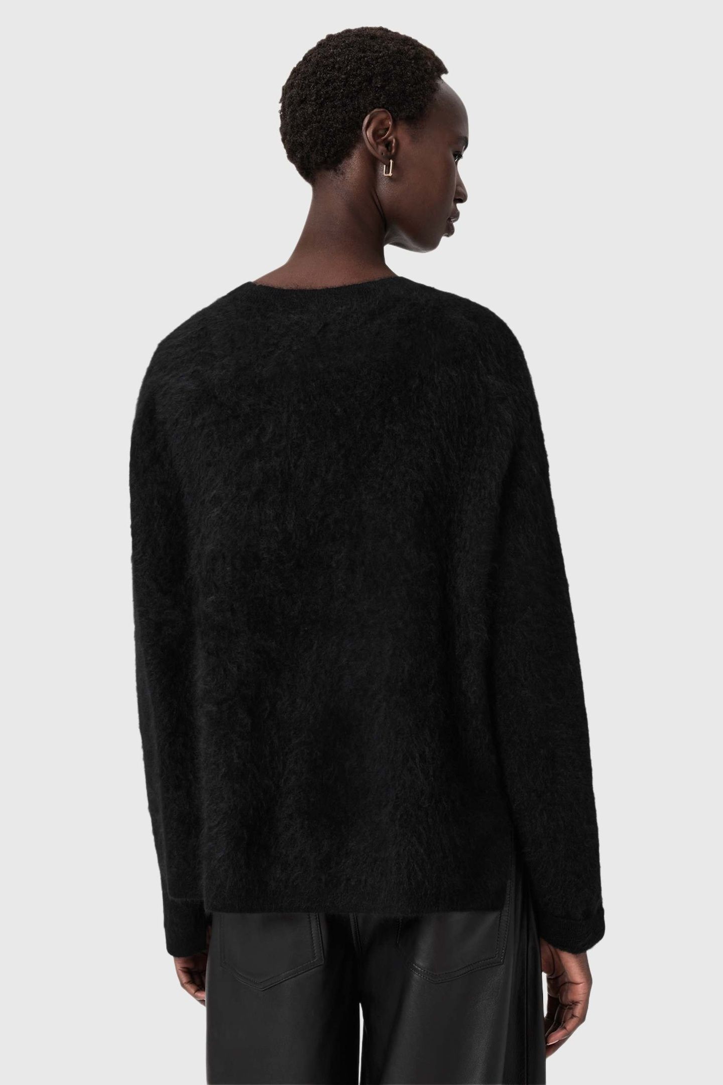 REBEL CREW NECK BLACK 5