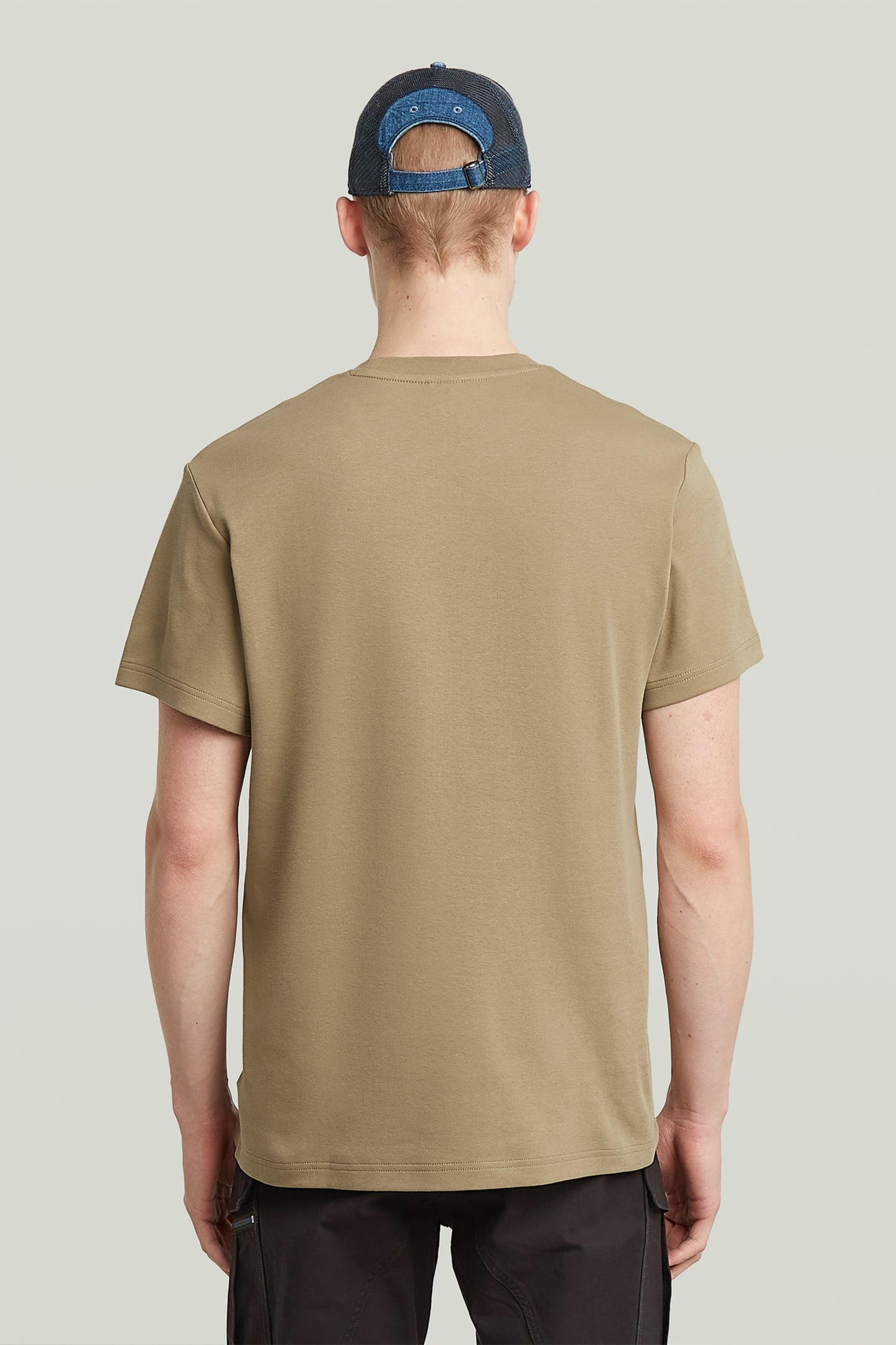 SCRIPT R T BEIGE/KHAKI 2