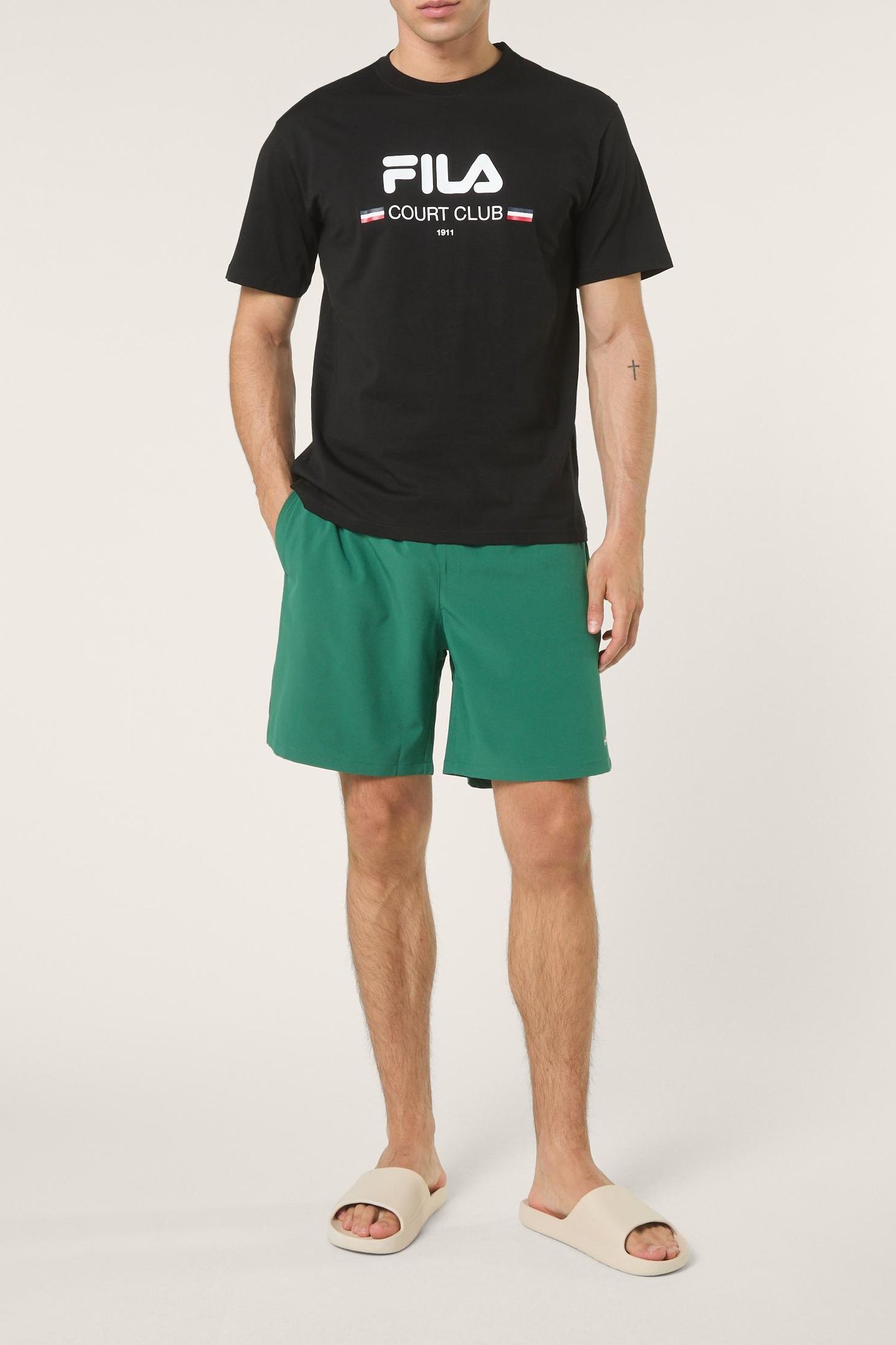 DOCCIA RELAXED LOGO GRAPHIC T-SHIRT BLACK 3