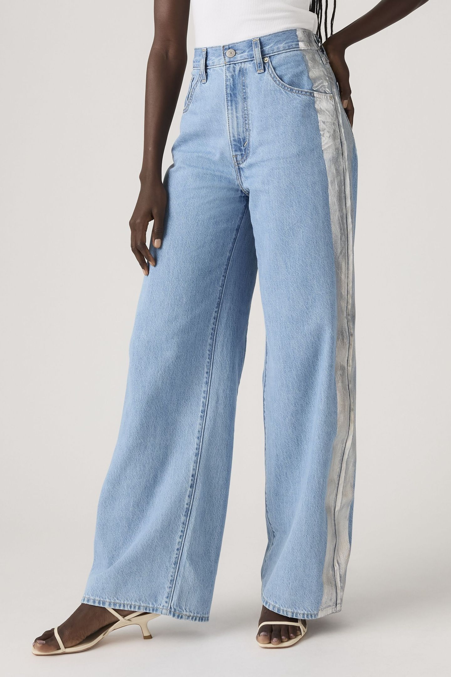CINCH BAGGY LIGHTWEIGHT JEANS 2
