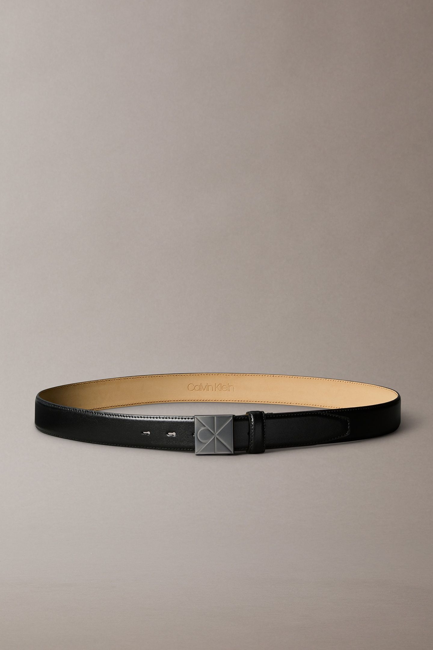 EMBLEM PLAQUE BUCKLE BELT BLACK/MATTE GUNMETAL 1