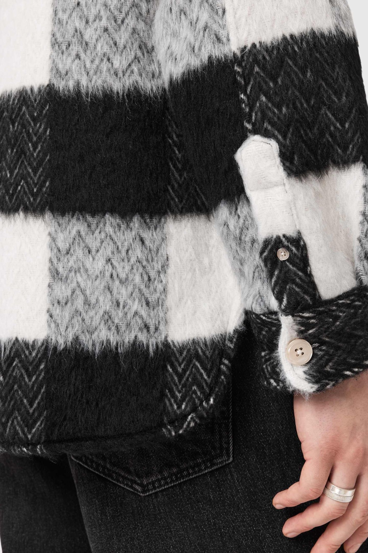 RIVER LS SHIRT BLACK/WHITE 8