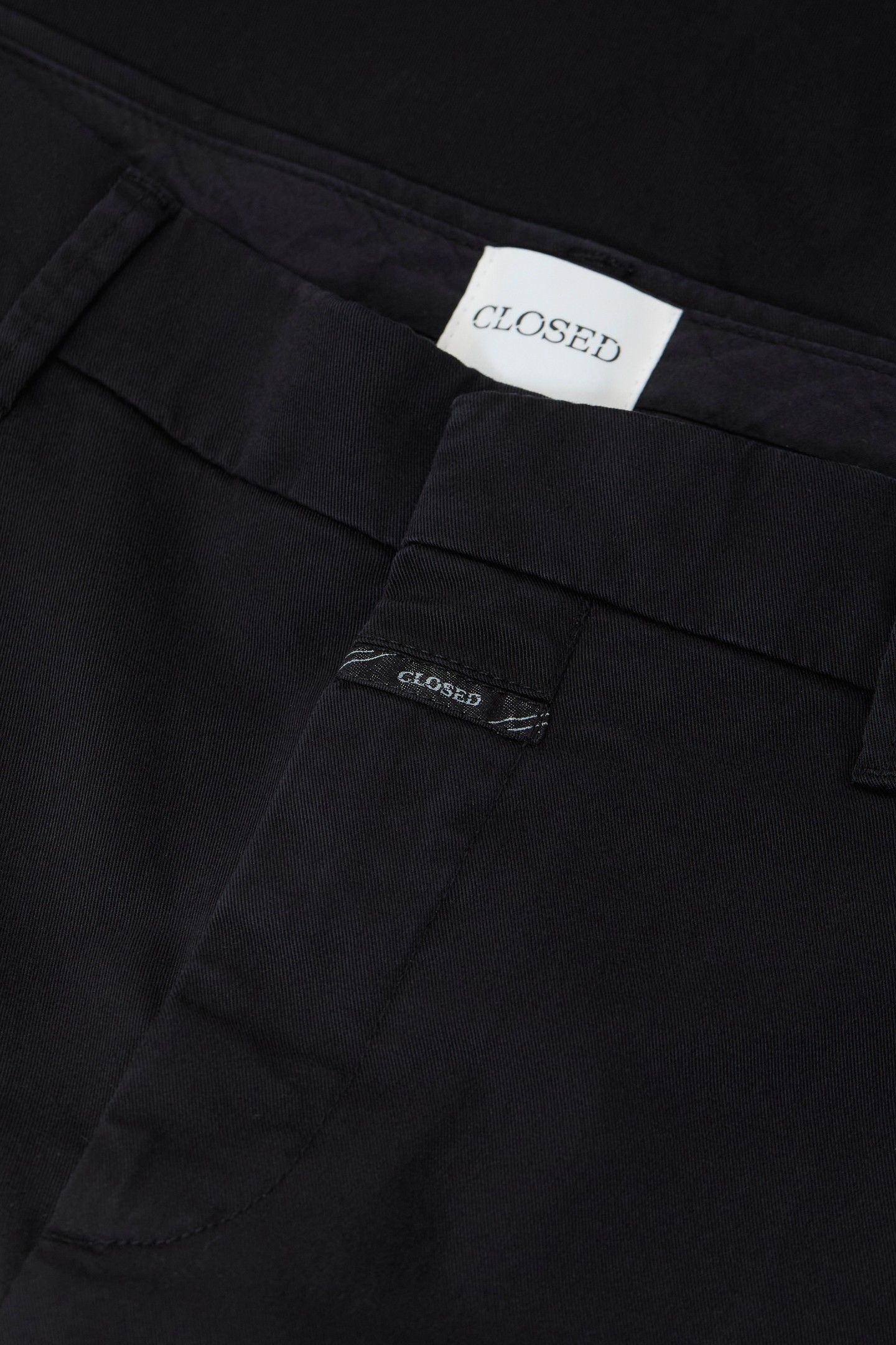 CLIFTON TRUE BLACK 4