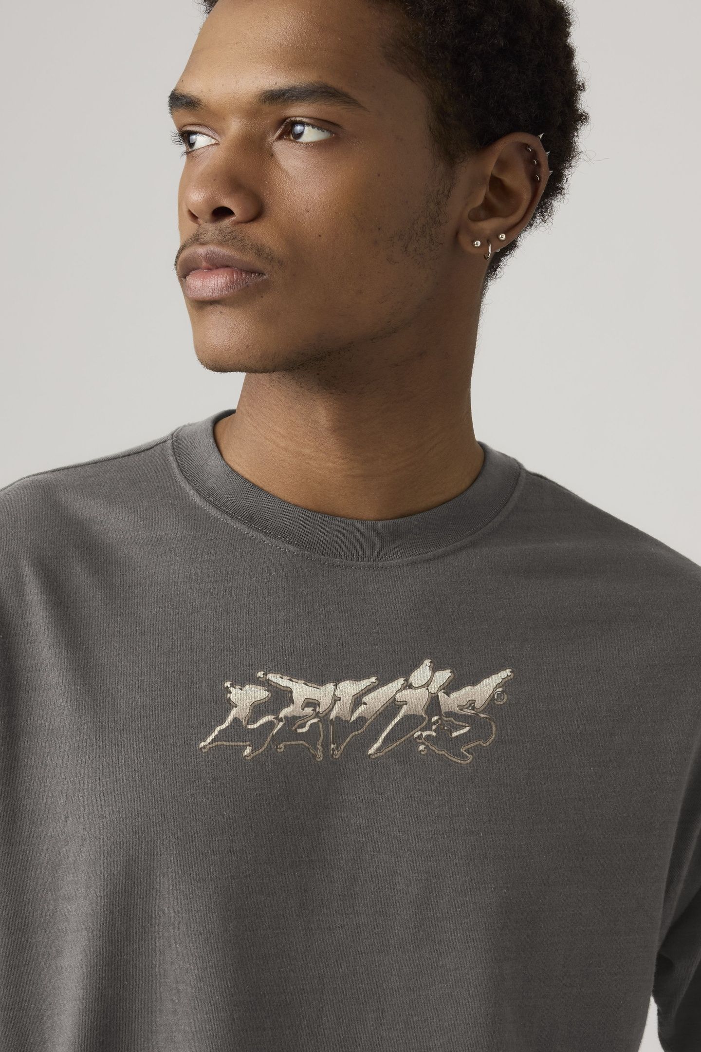 GRAPHIC VINTAGE TEE 6
