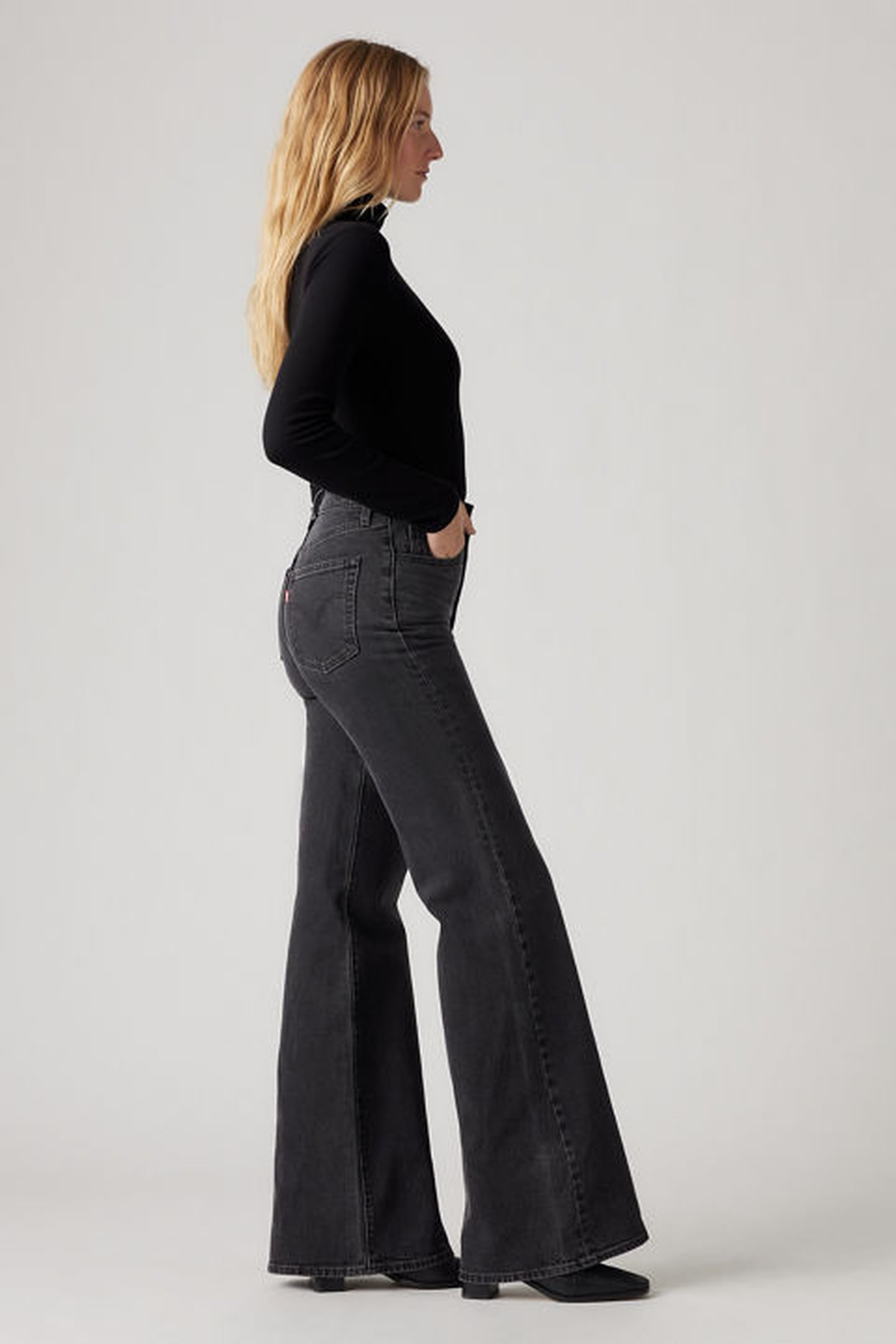 RIBCAGE BELL JEANS 3