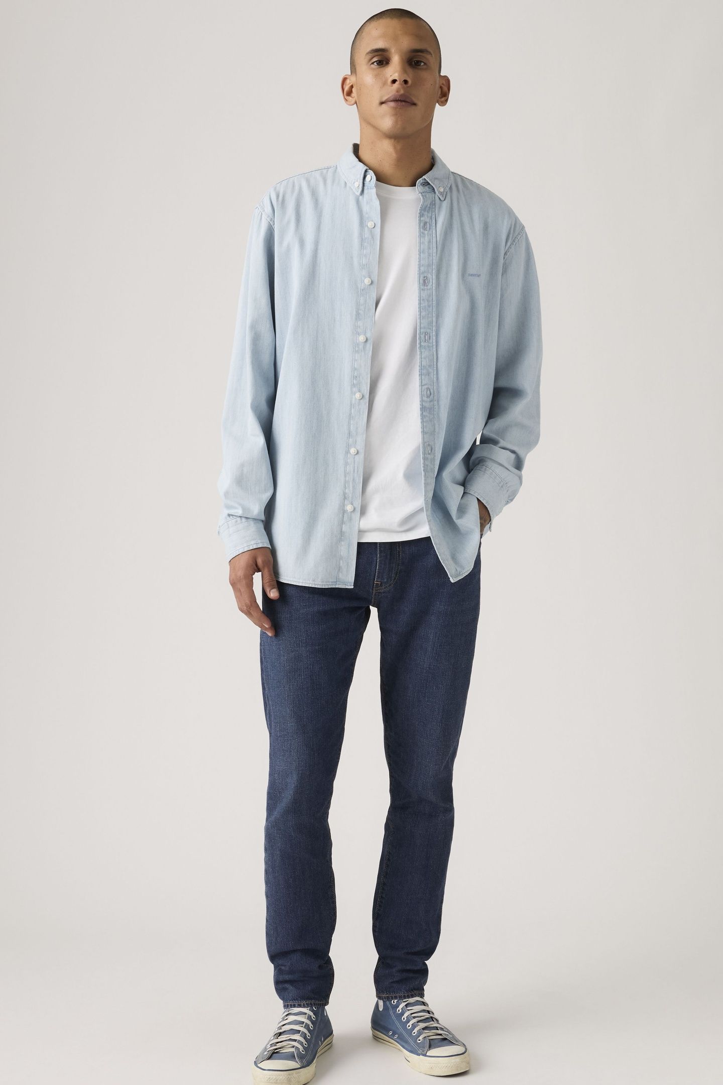 512™ SLIM TAPER LIGHTWEIGHT JEANS 2