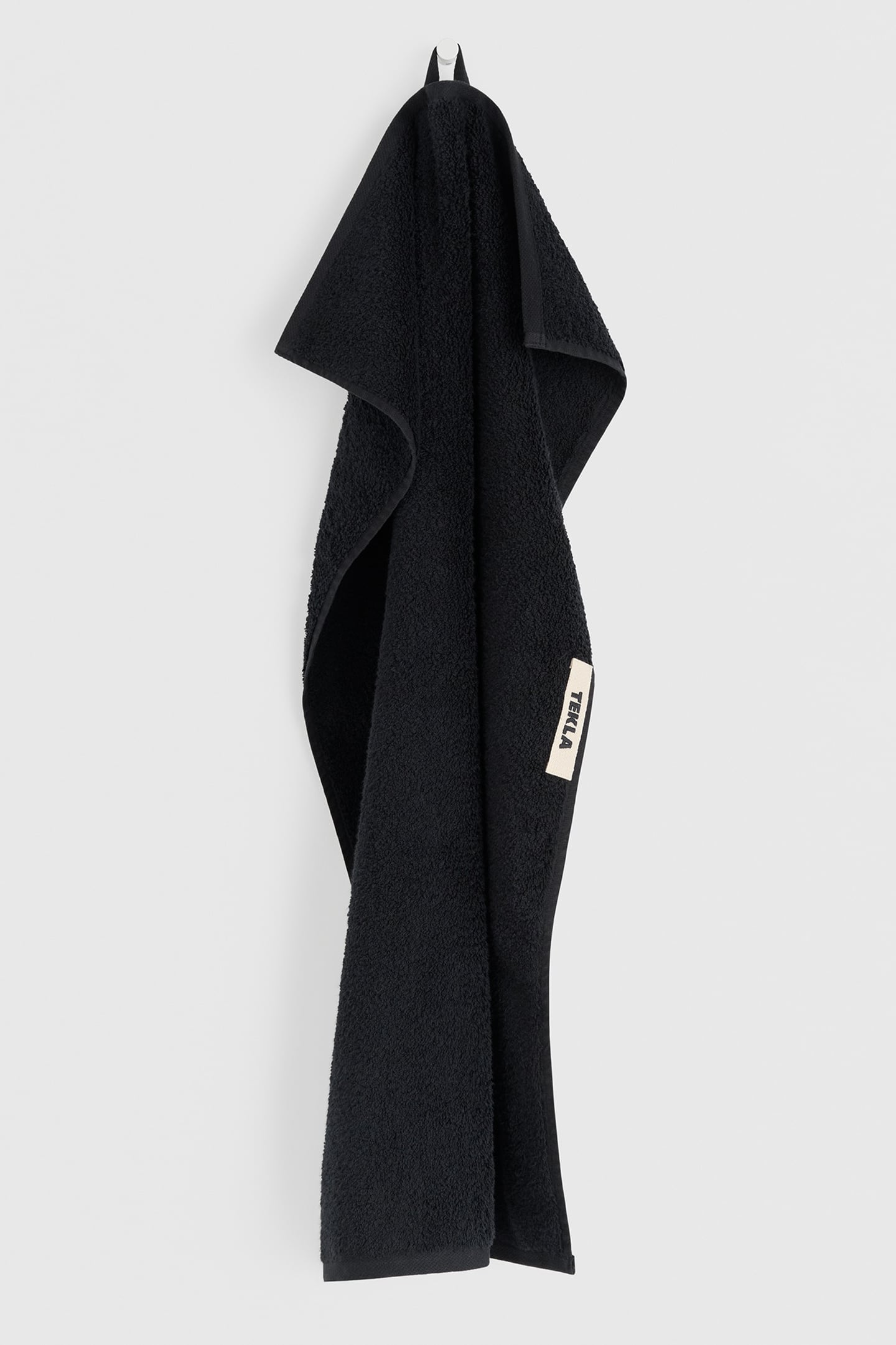 UNISEX BATH TOWEL BLACK 2