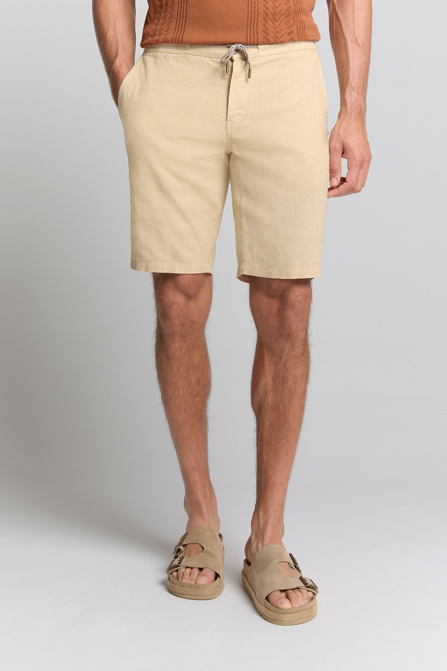 SHORT WITH LINEN GARMENT DYED SAND 2
