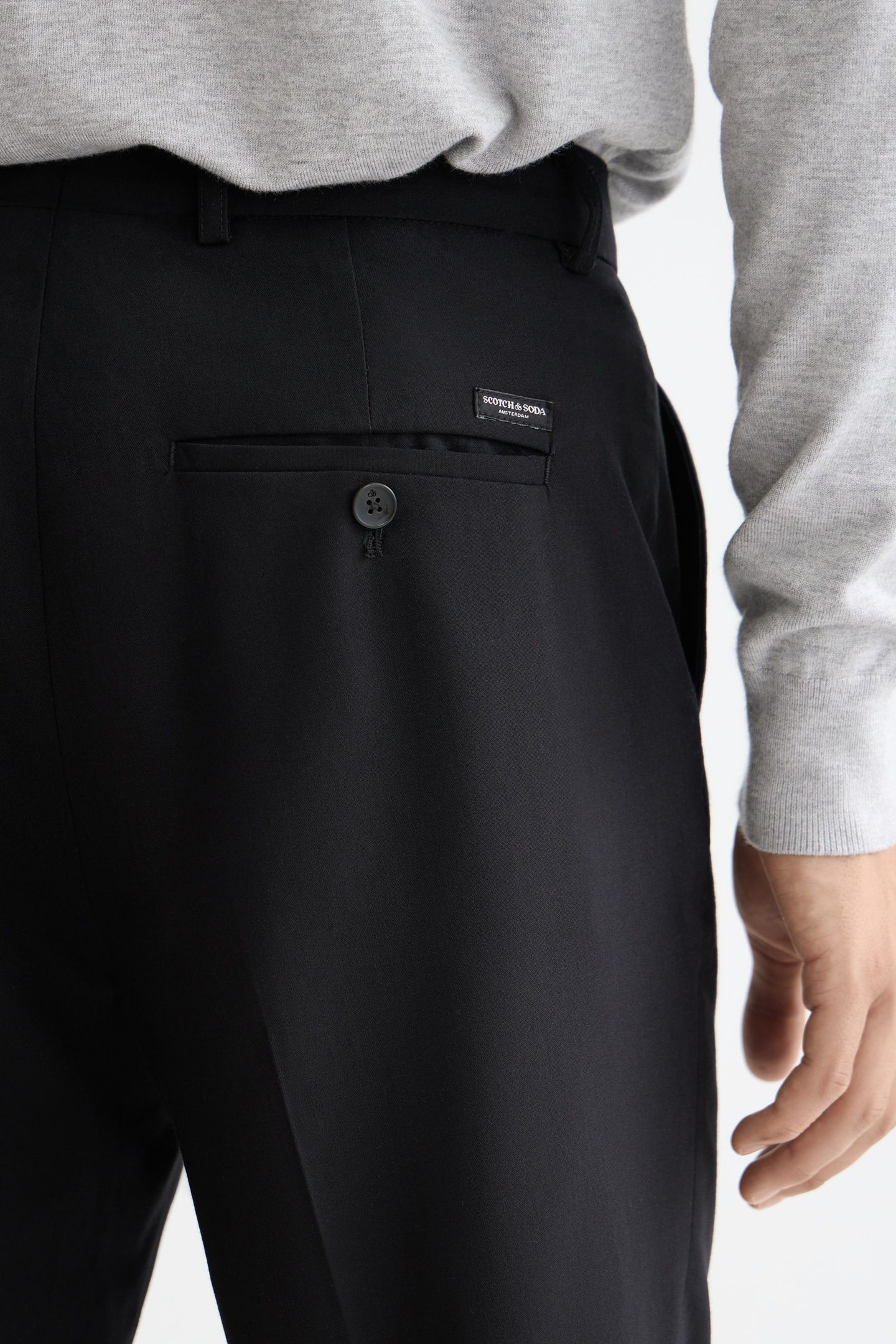 CORE RELAXED STRAIGHT FIT COOL-WOOL BLEND CHINO NIGHT 3