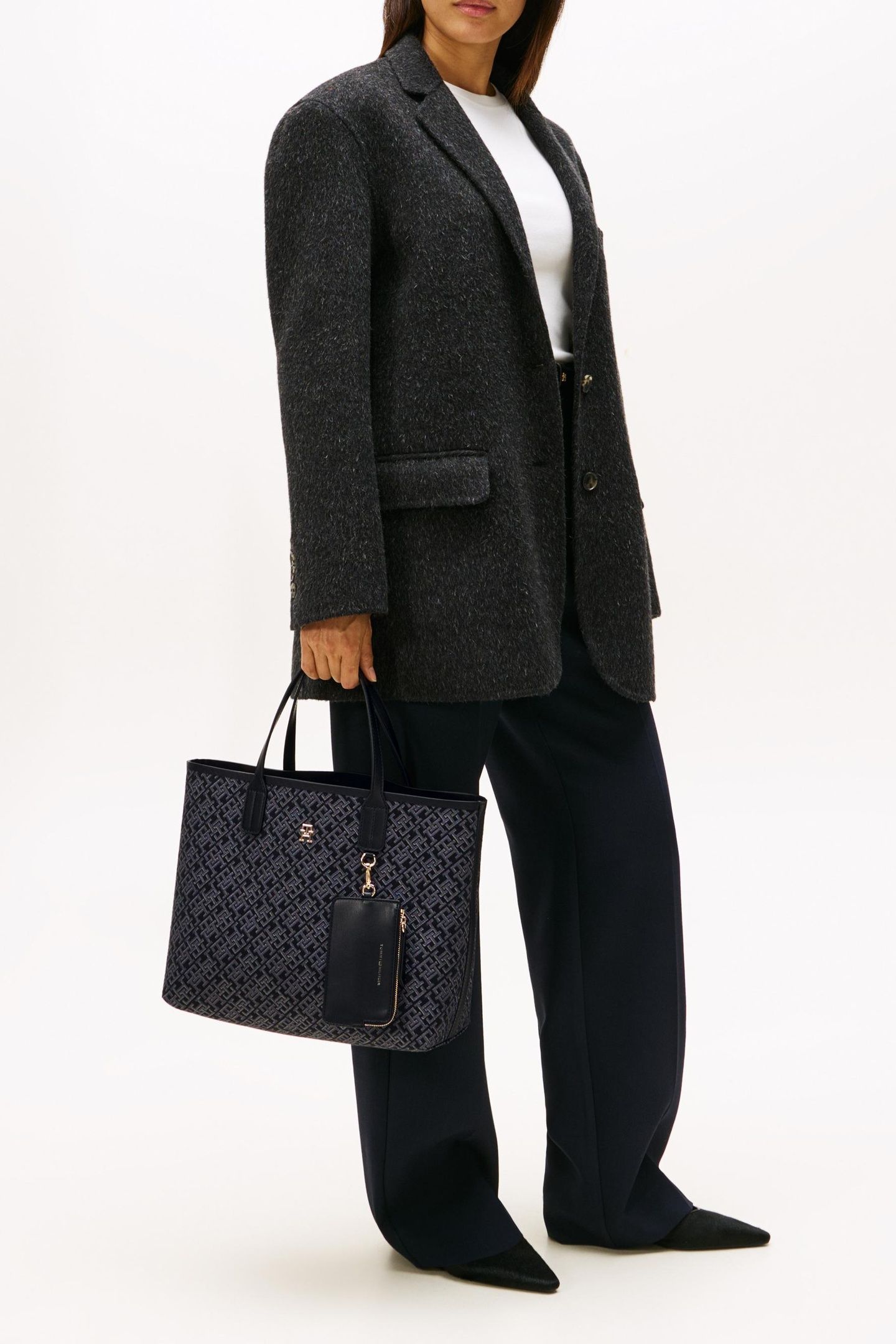 ICON SATCHEL JACQUARD BLACK 1