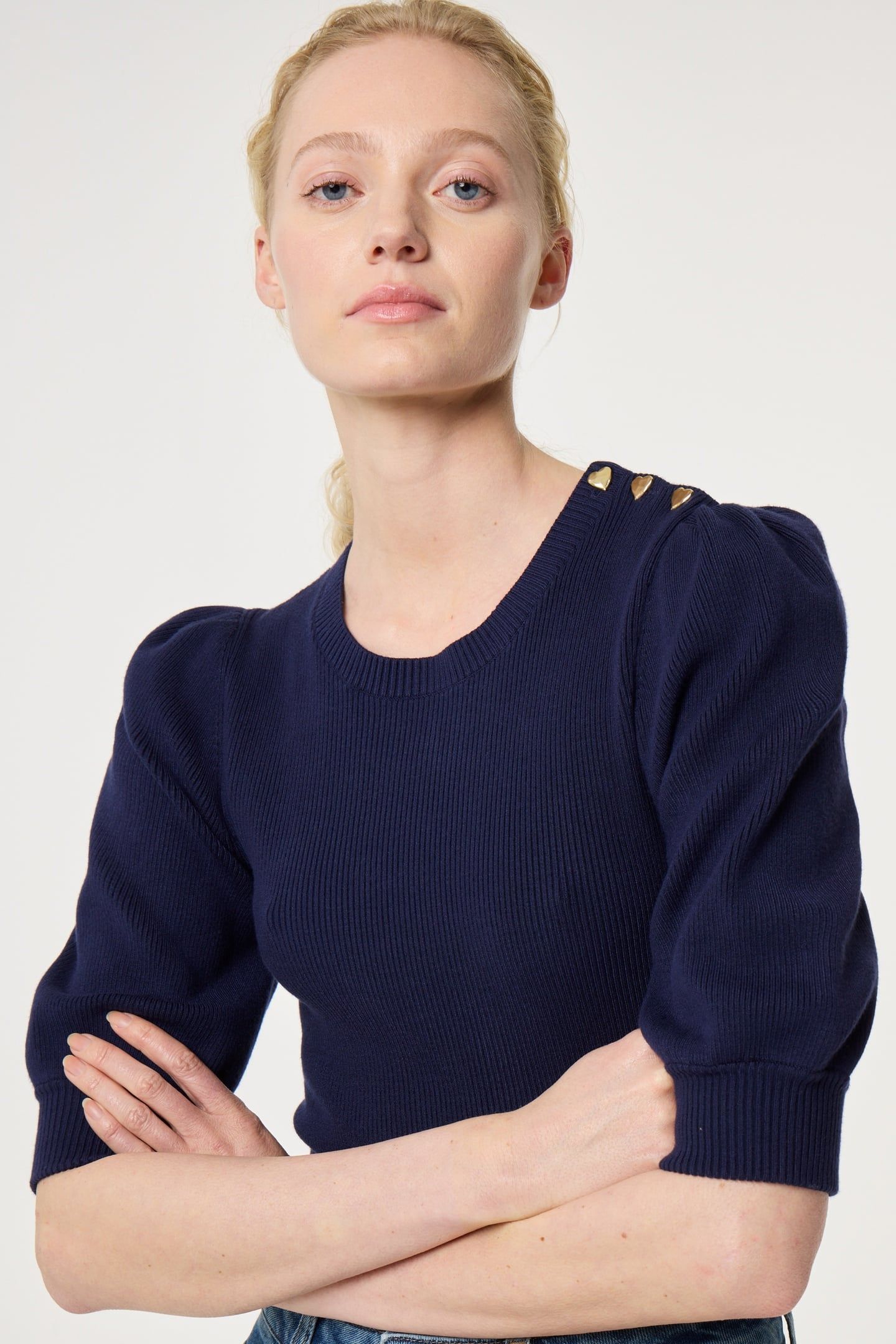 MOLLY SHORT SLEEVE PULLOVER AFTER MIDNIGHT BLUE 4