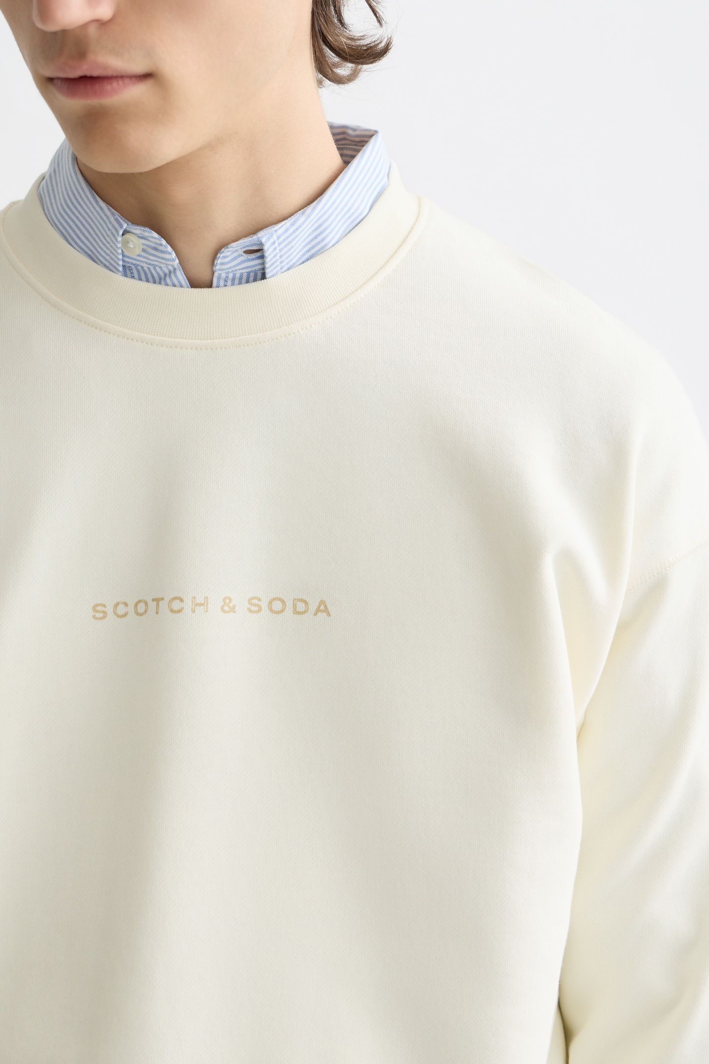 CORE - LOGO FRONT CHEST SWEATSHIRT OFF WHITE 4
