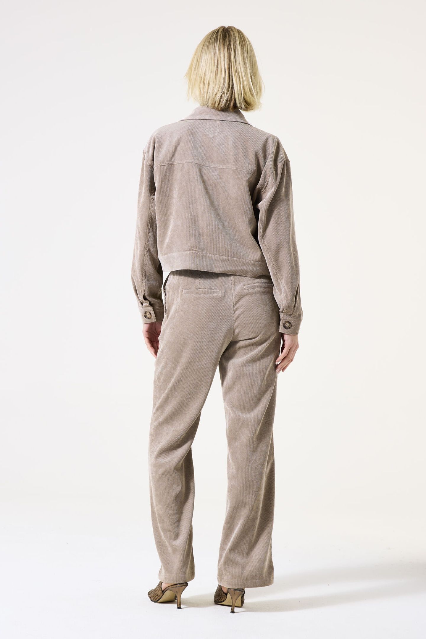 LADIES JACKET TAUPE 3