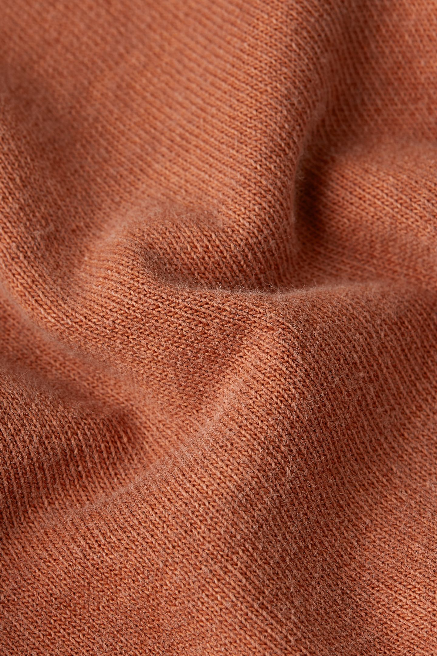OVERDYED CENTER CHEST LOOSE R T RED 7