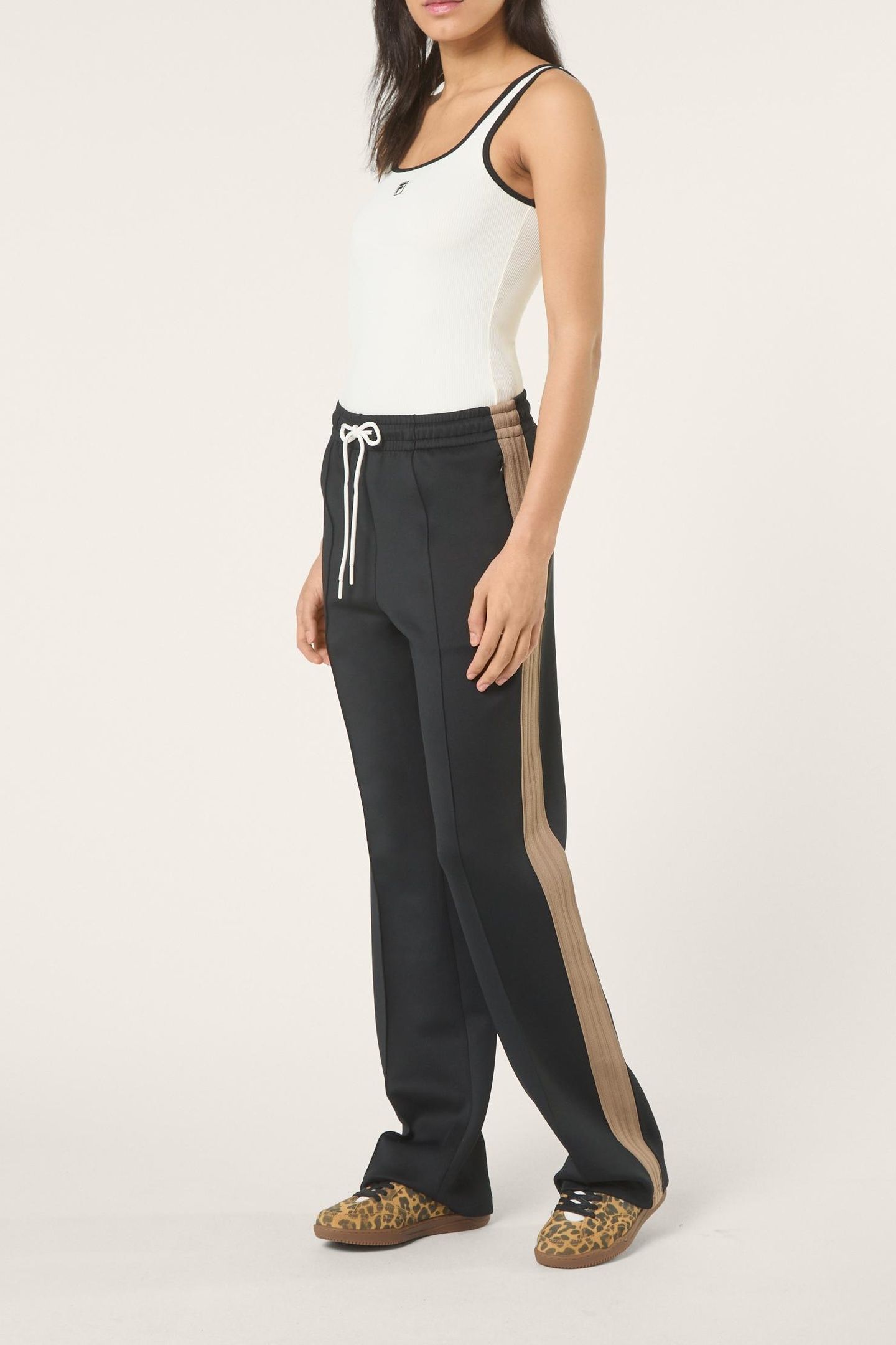 MAIANO SLIM LOGO RIB TANK TOP EGRET 3