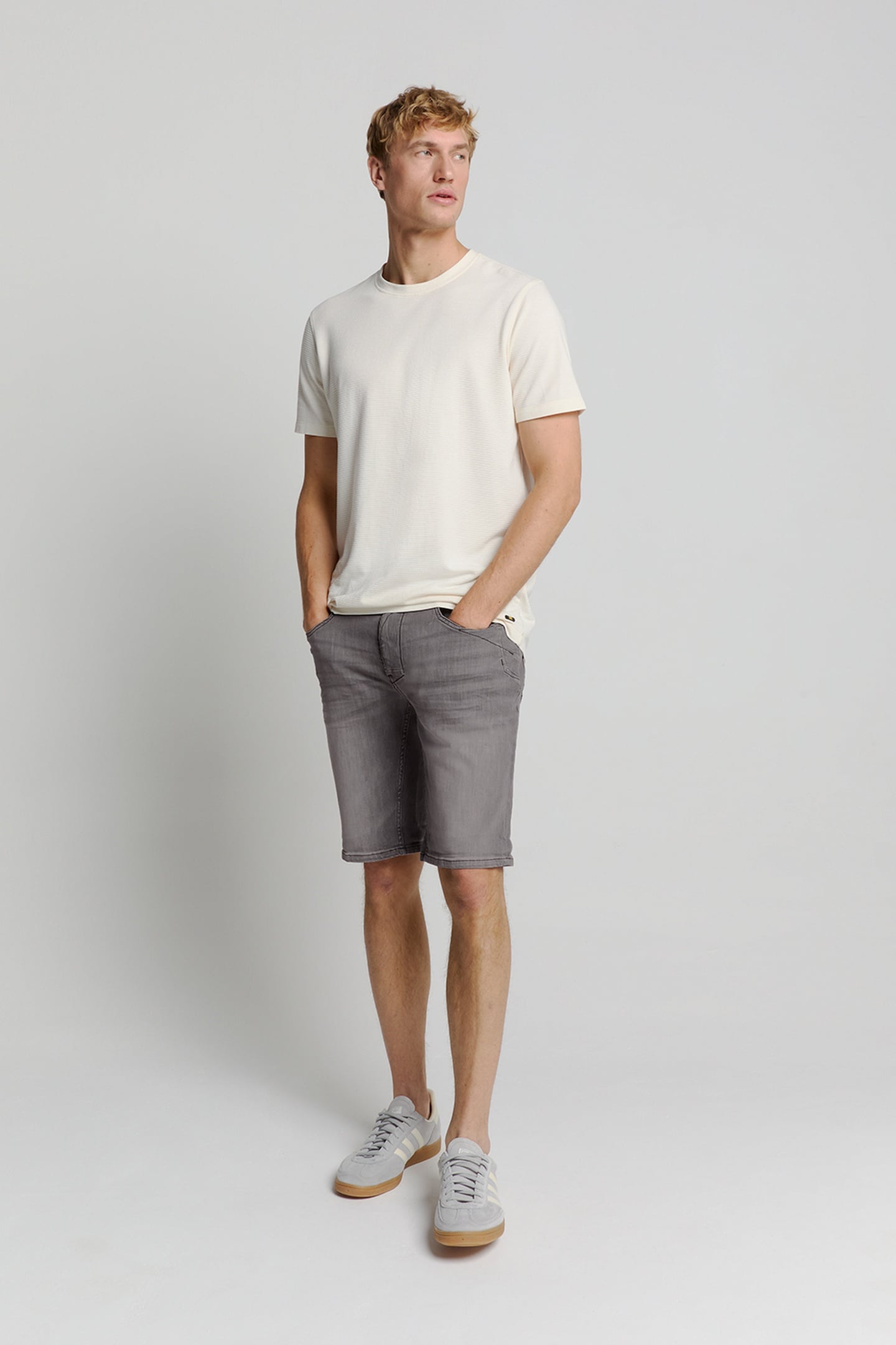 SHORT DENIM STRETCH GREY DENIM 1