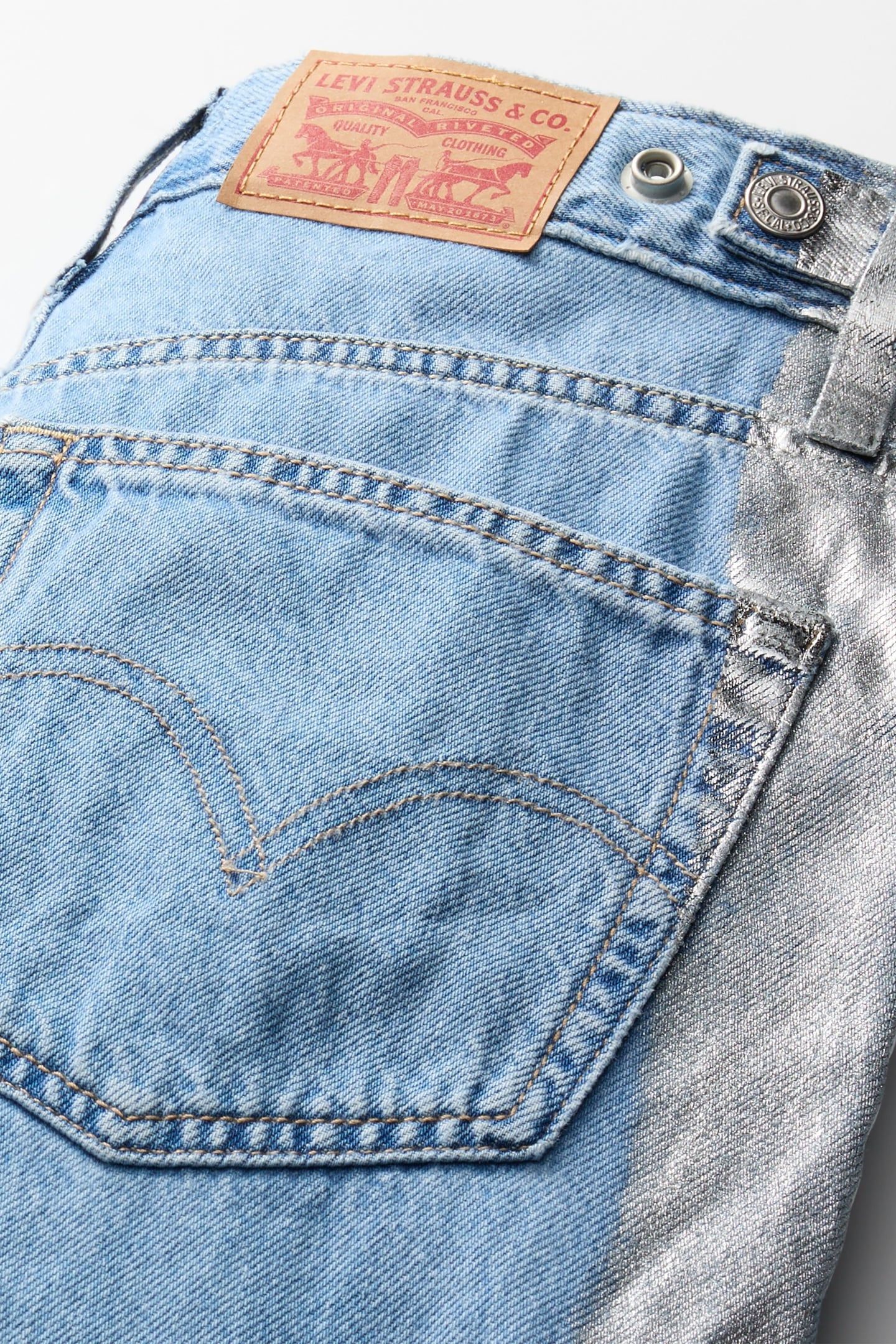 CINCH BAGGY LIGHTWEIGHT JEANS 7