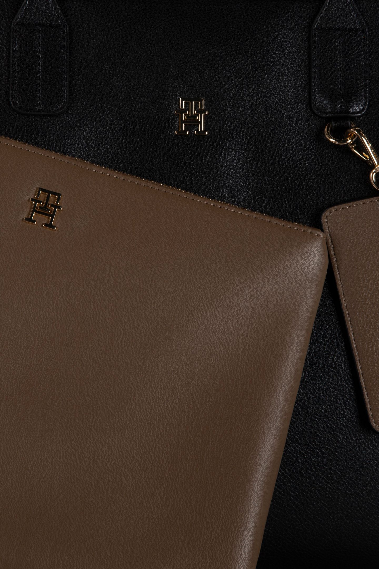 ICON TOTE BAG BLACK 4